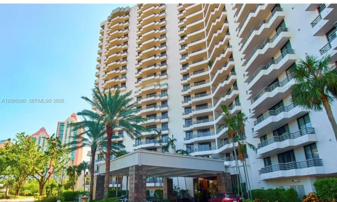 PARC CENTRAL AVENTURA · #606 in Aventura - Photo 1