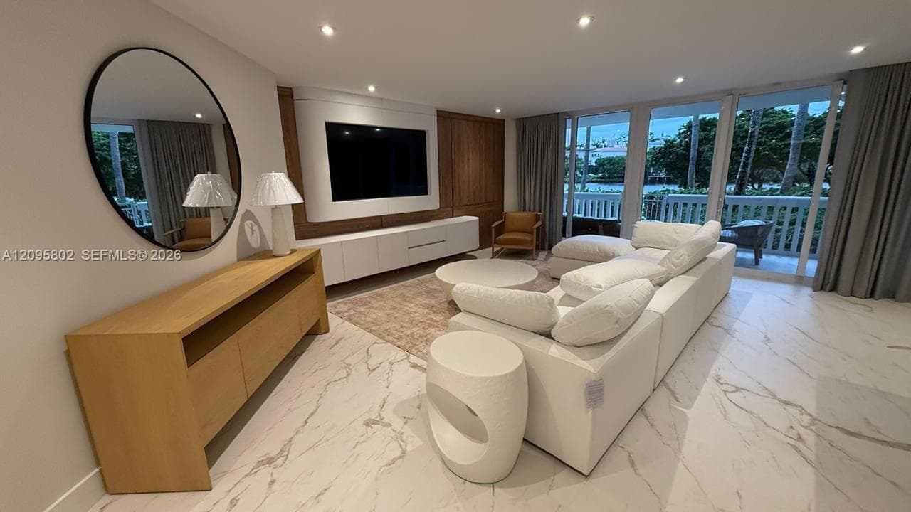 7000 ISL BLVD WILLIAMS IS · #BV-01 in Aventura - Photo 1