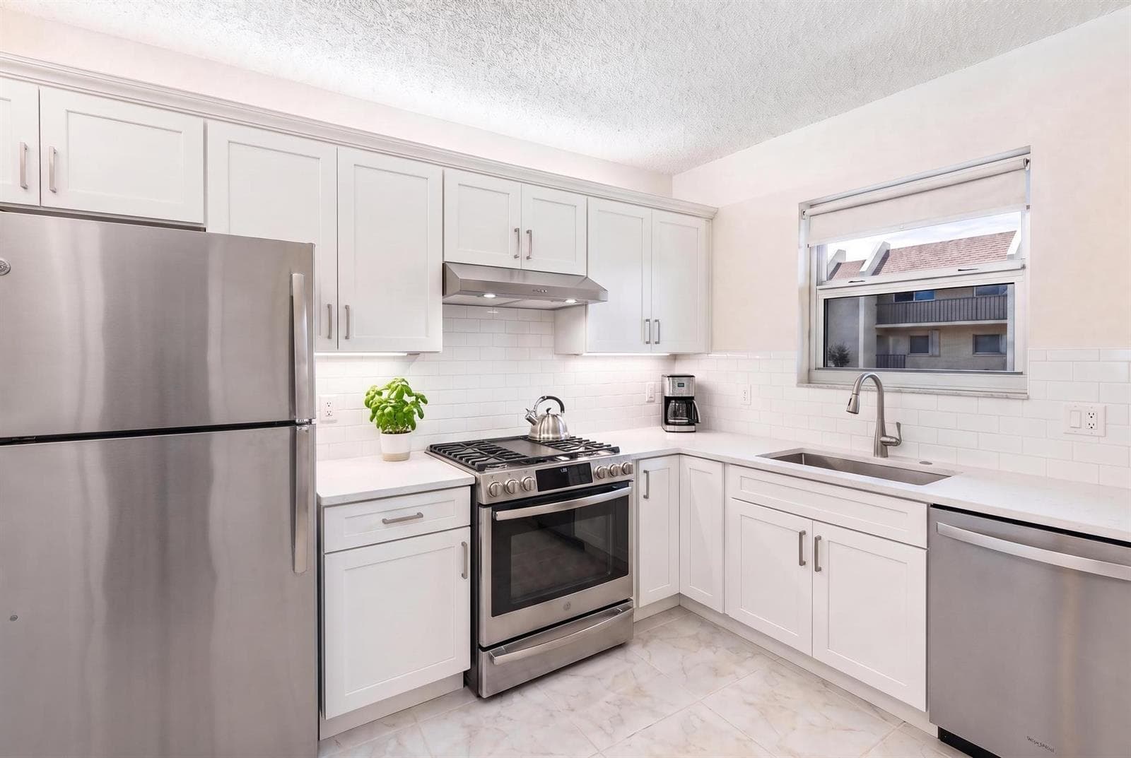 2825 Sw 22nd Avenue Apt 107 #Apt 107