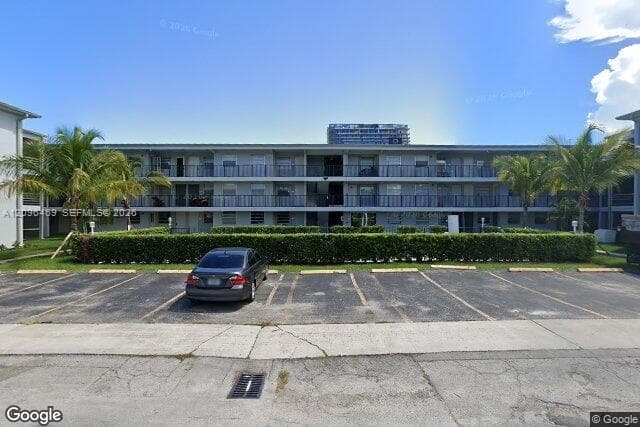 LSOLEI AT HALLANDALE BEAC · #118 in Hallandale Beach - Photo 1