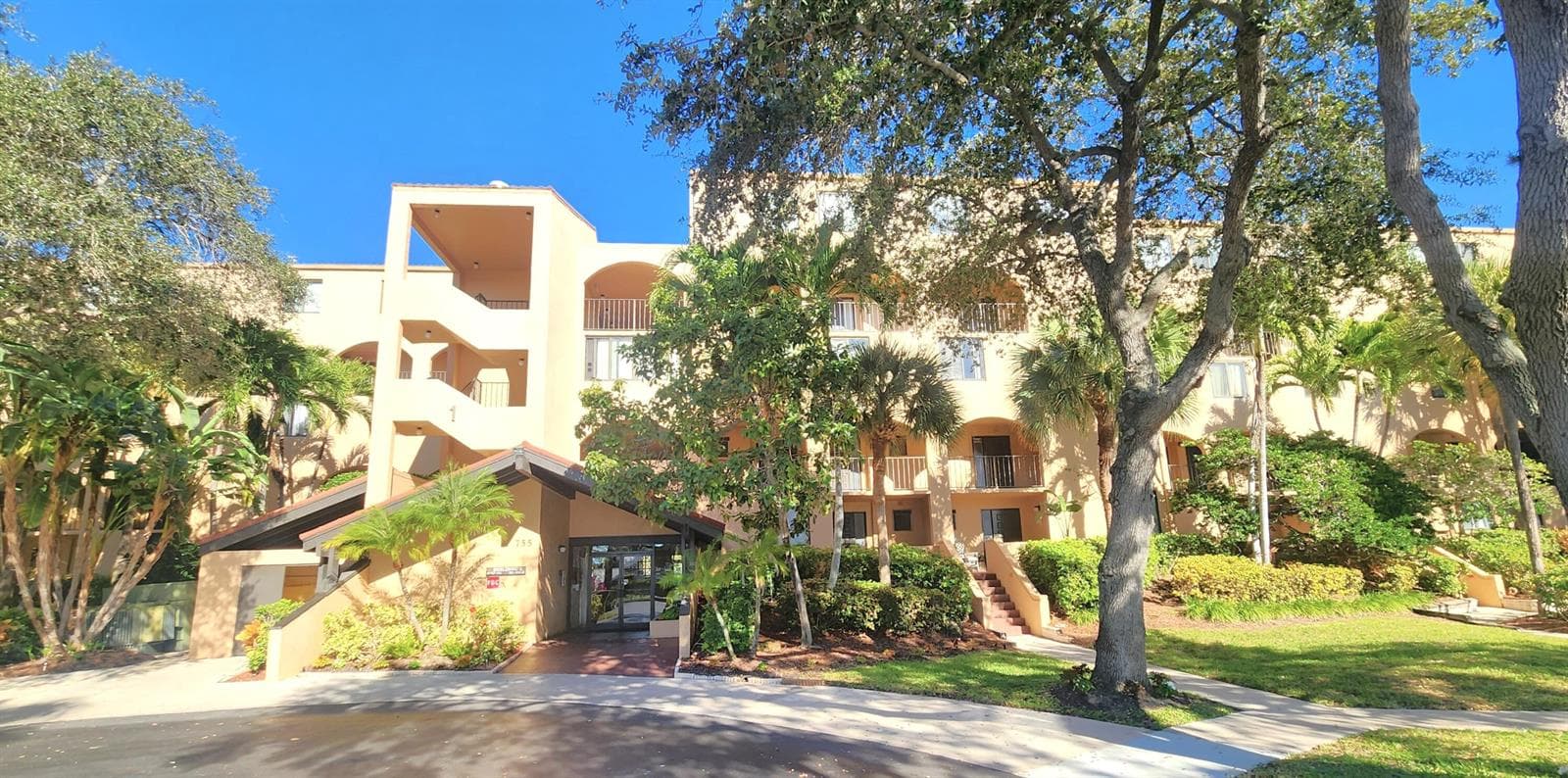 755 Dotterel Road #1306