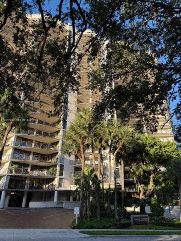 Grove Towers · #5A in Miami - Photo 1