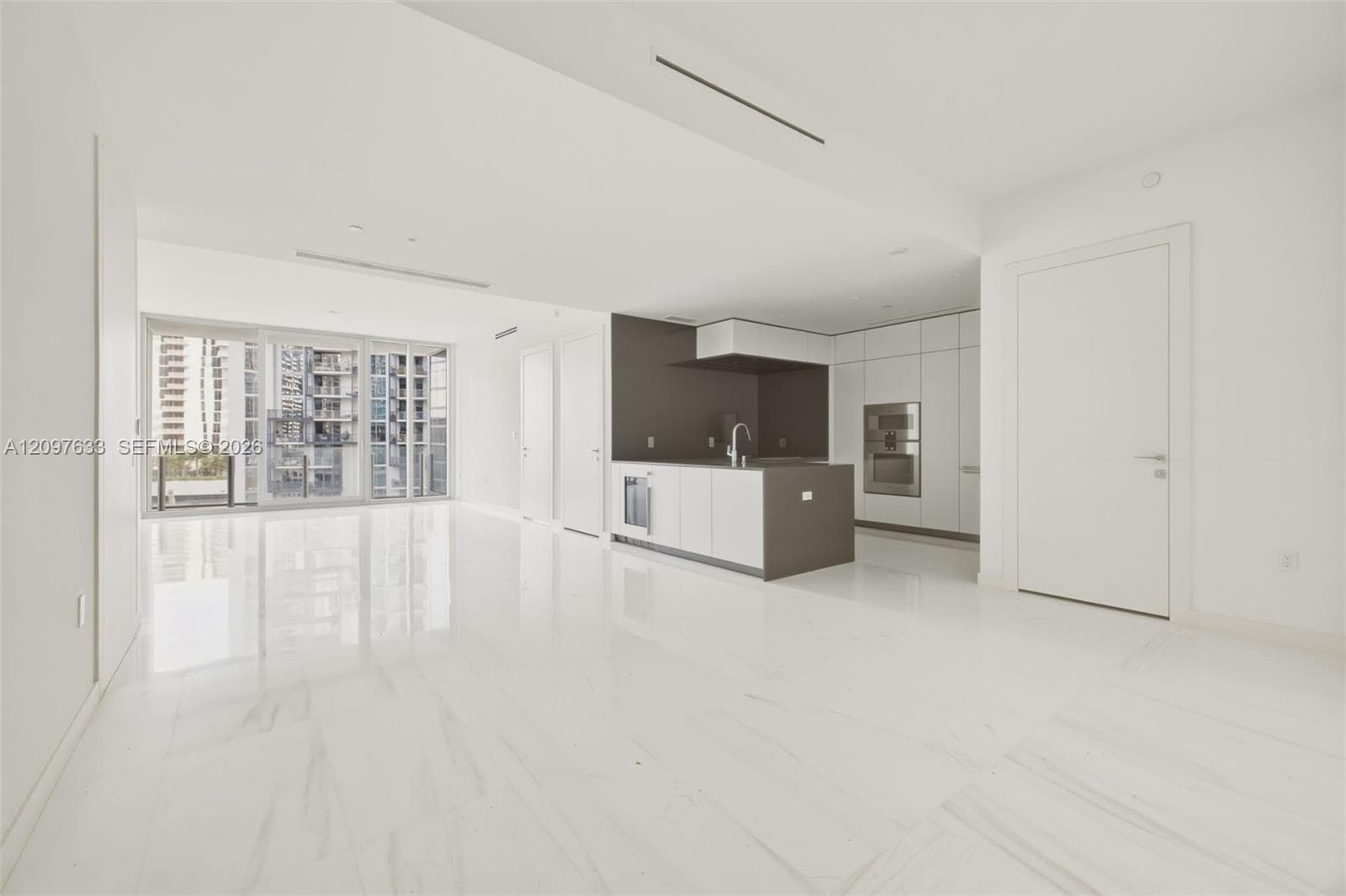 Aston Martin Residences · #1709W in Miami - Photo 1