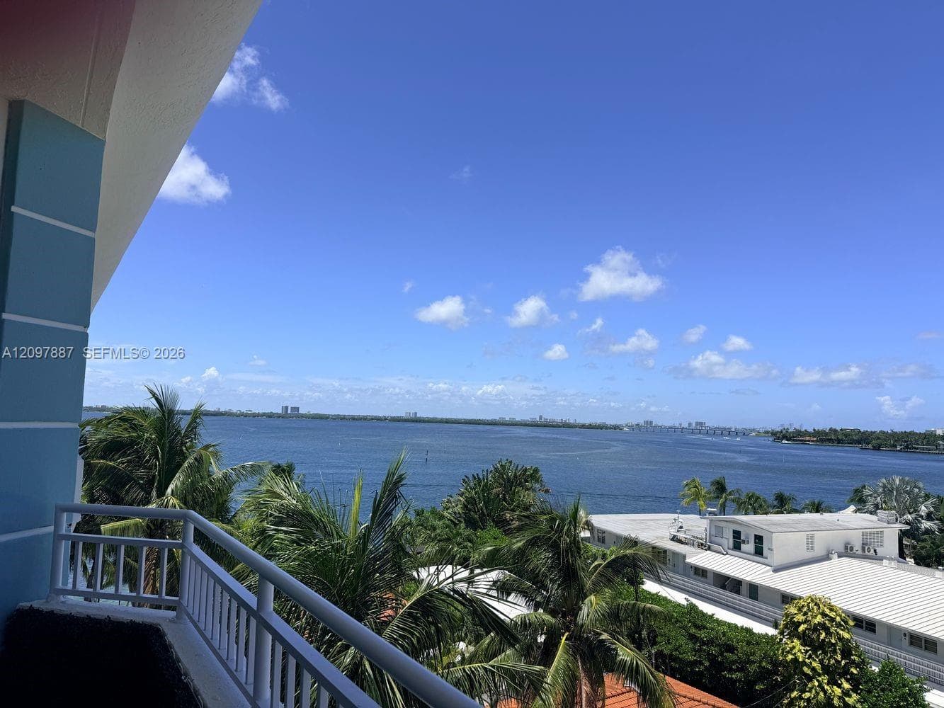 THE VISTAS CONDO · #605 in Miami Beach - Photo 1