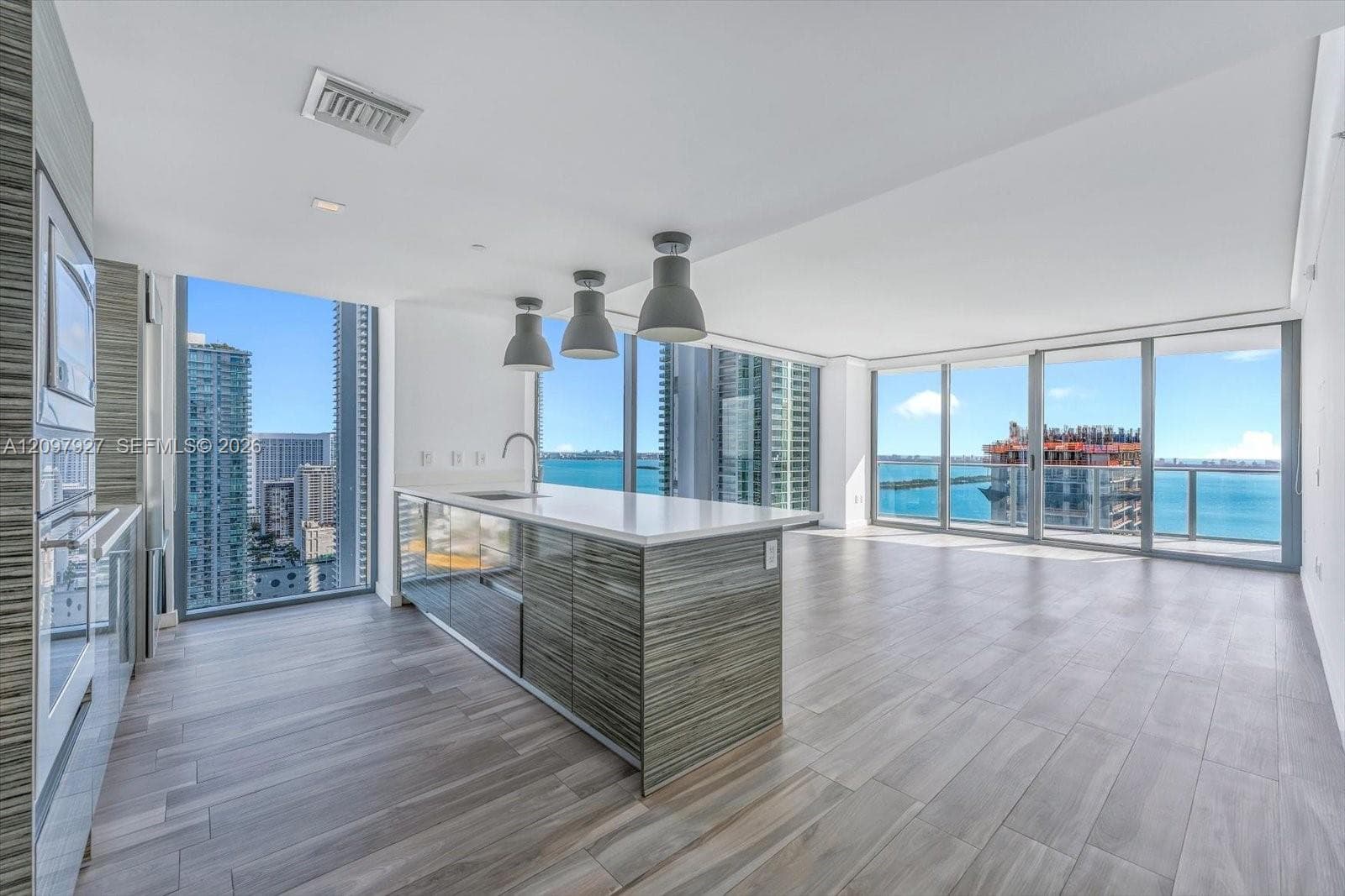 Icon Bay · #3301 in Miami - Photo 1