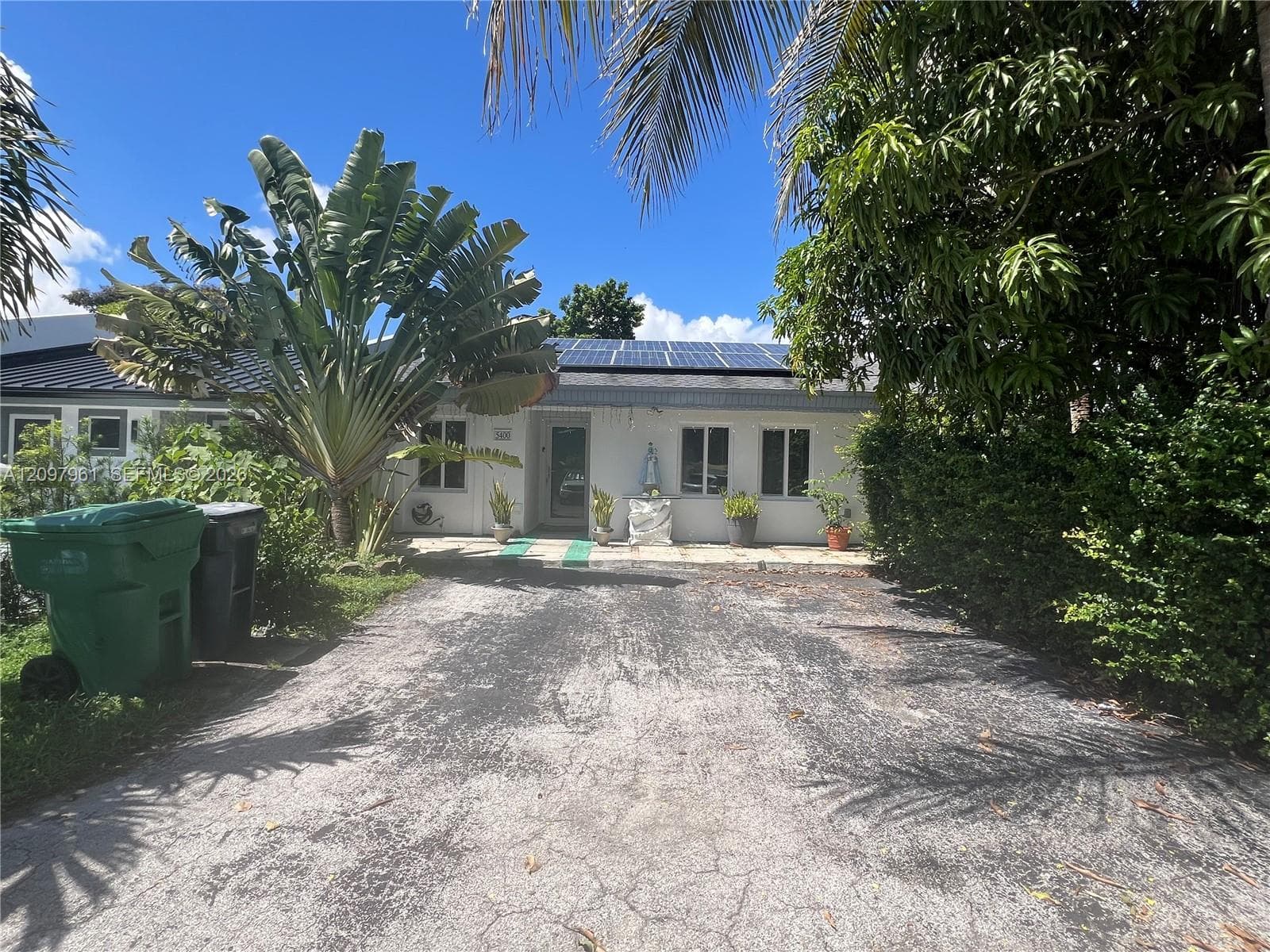 5400 SW 140th Pl photo 1