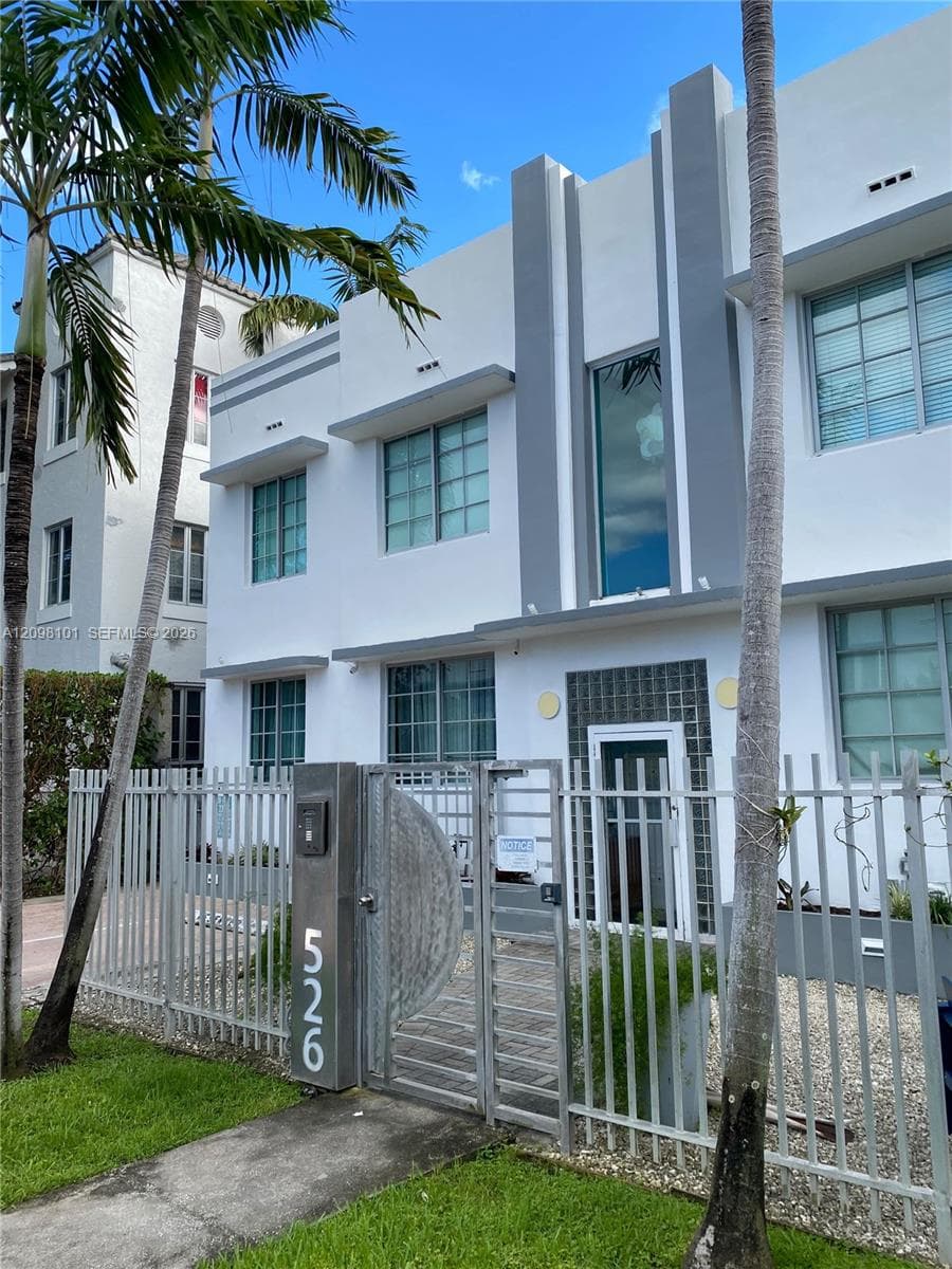 SELMA CONDO · #16 in Miami Beach - Photo 1