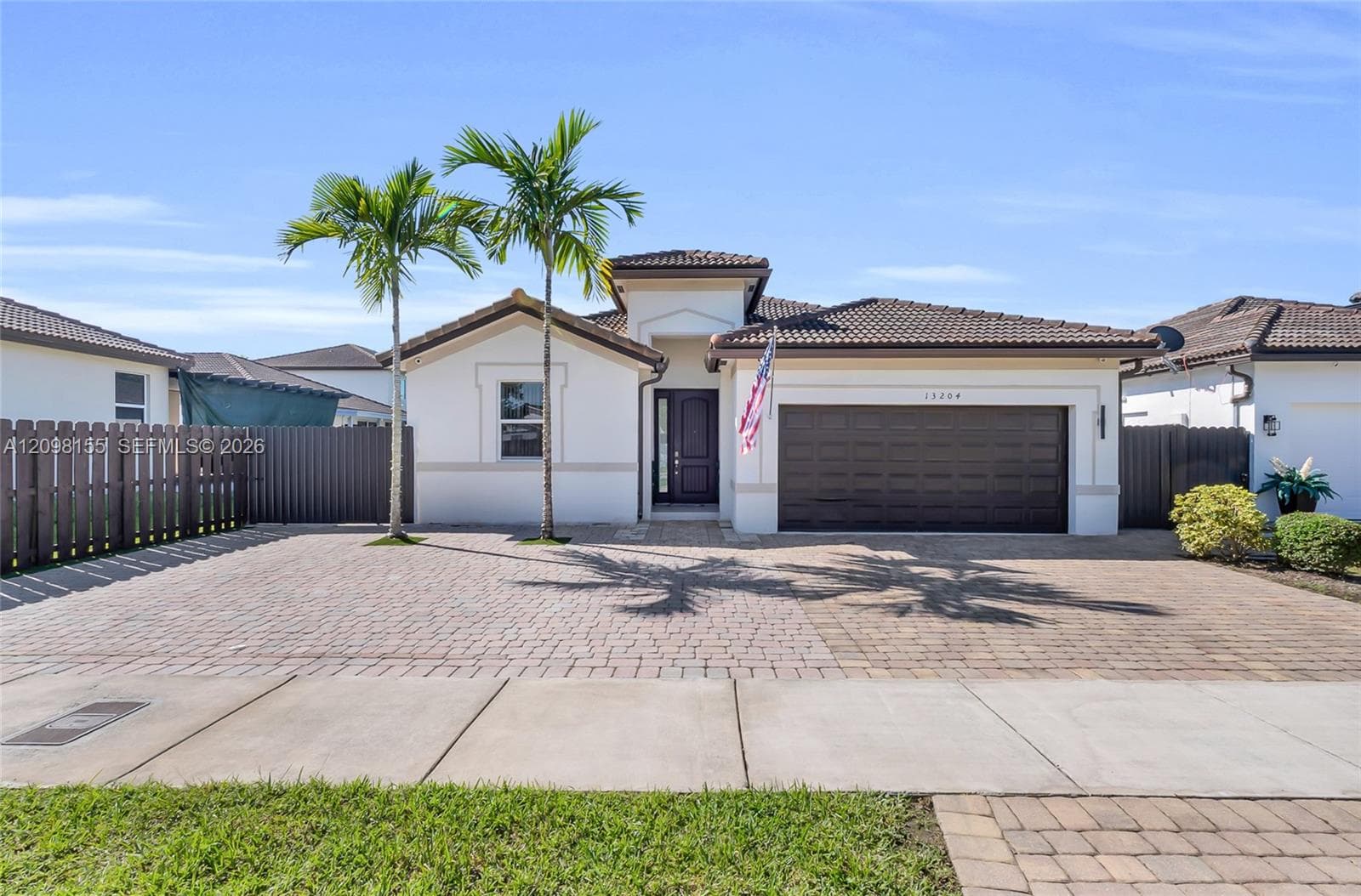 13204 SW 280th St photo 1