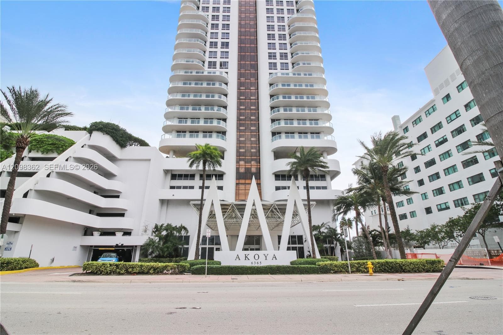 Akoya · #3909 in Miami Beach - Photo 1