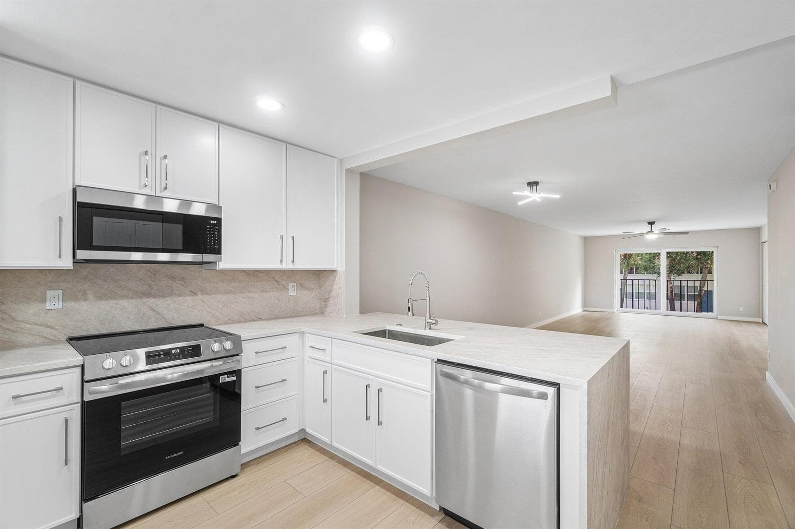 2905 Sw 22ND Avenue #2020