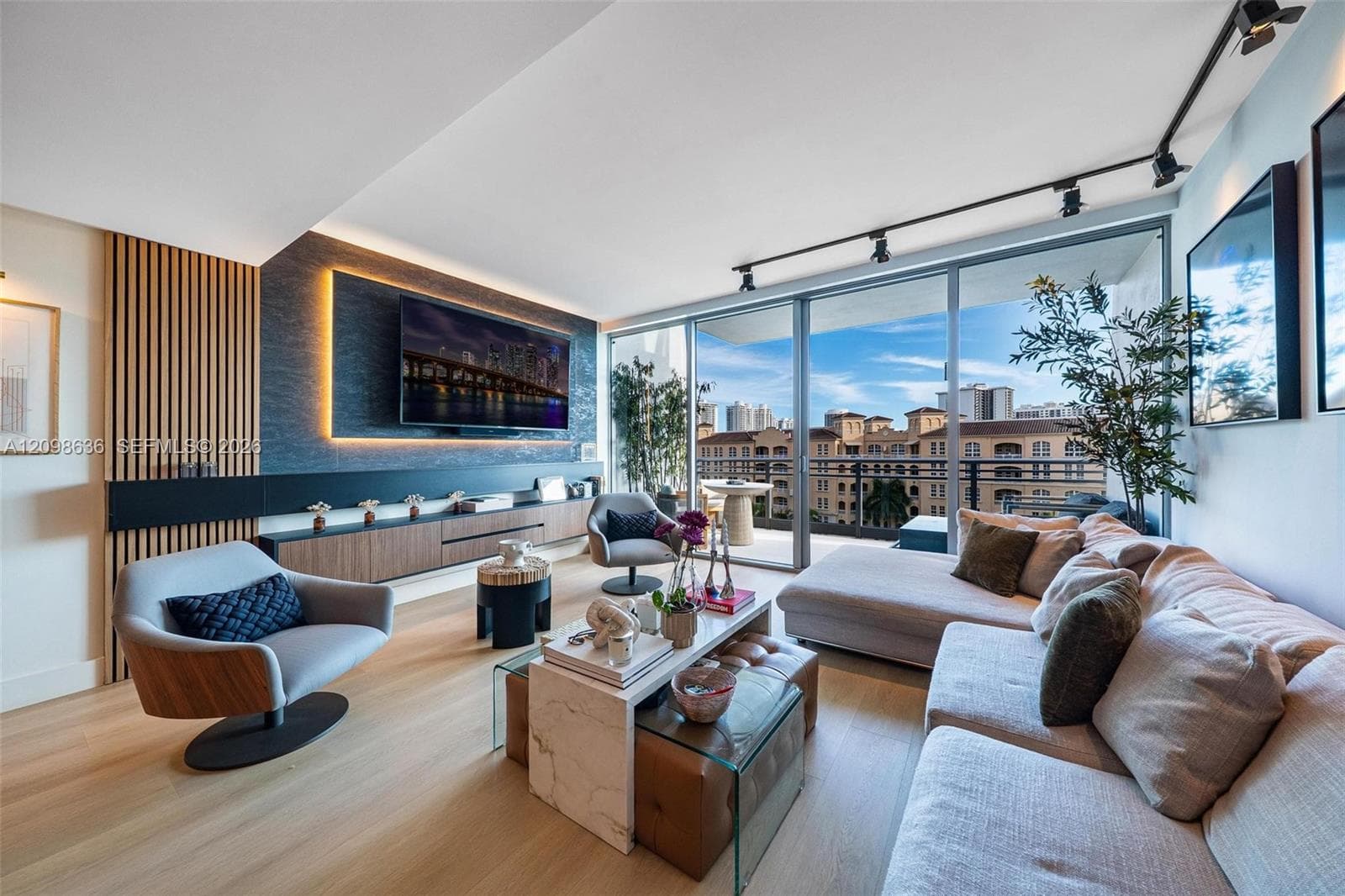 Artech · #524 in Aventura - Photo 1
