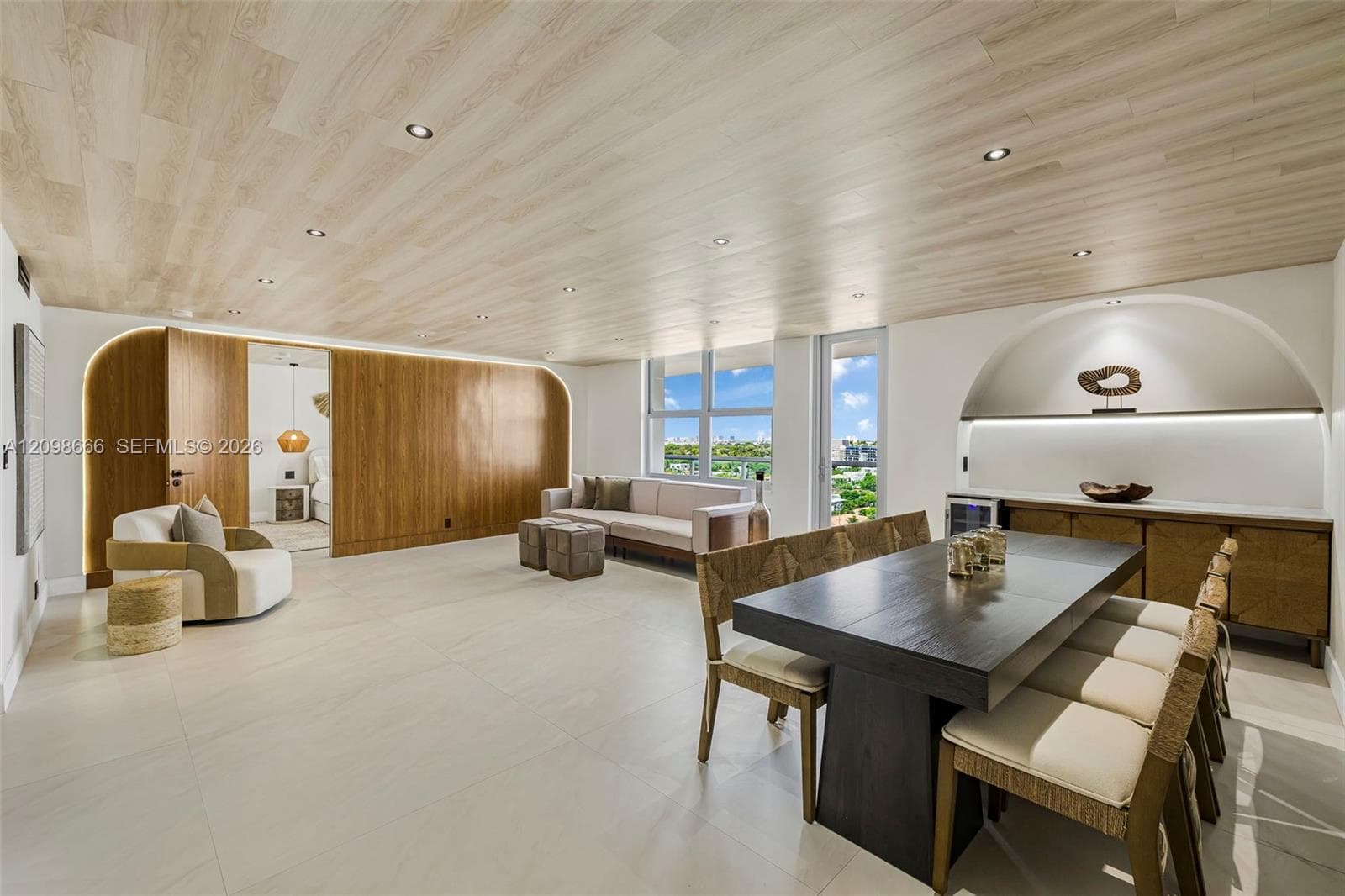 9500 OCEANS CONDO · #1209 in Surfside - Photo 1