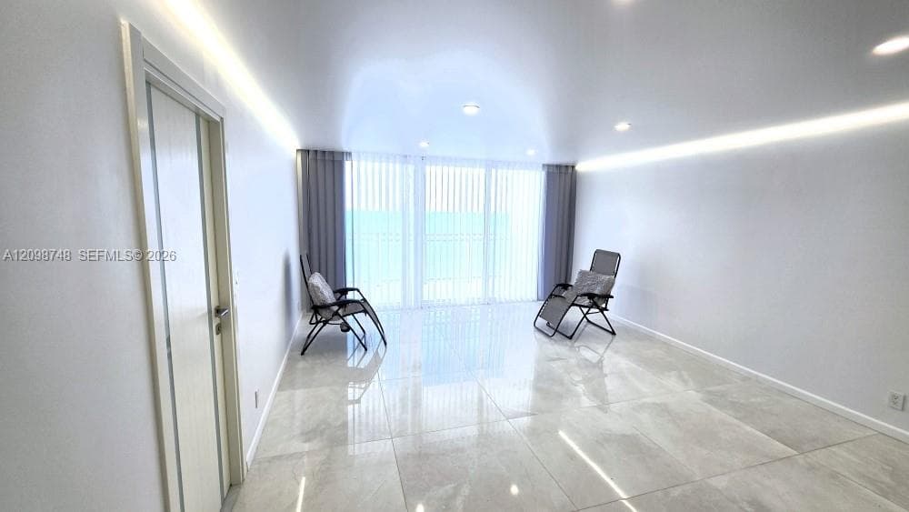 Parker Plaza · #2117 in Hallandale Beach - Photo 1
