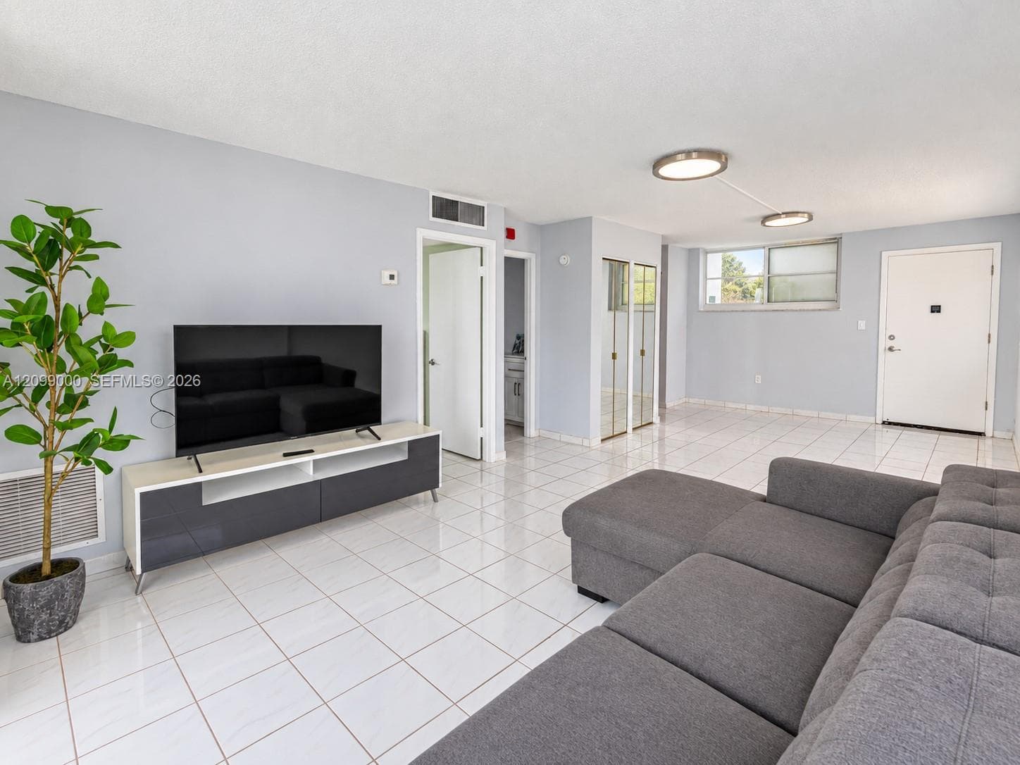 1750 JAMES APARTMENTS CON · #7L in Miami Beach - Photo 1