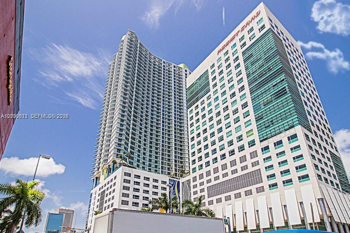 Latitude on the River · #1414 in Miami - Photo 1