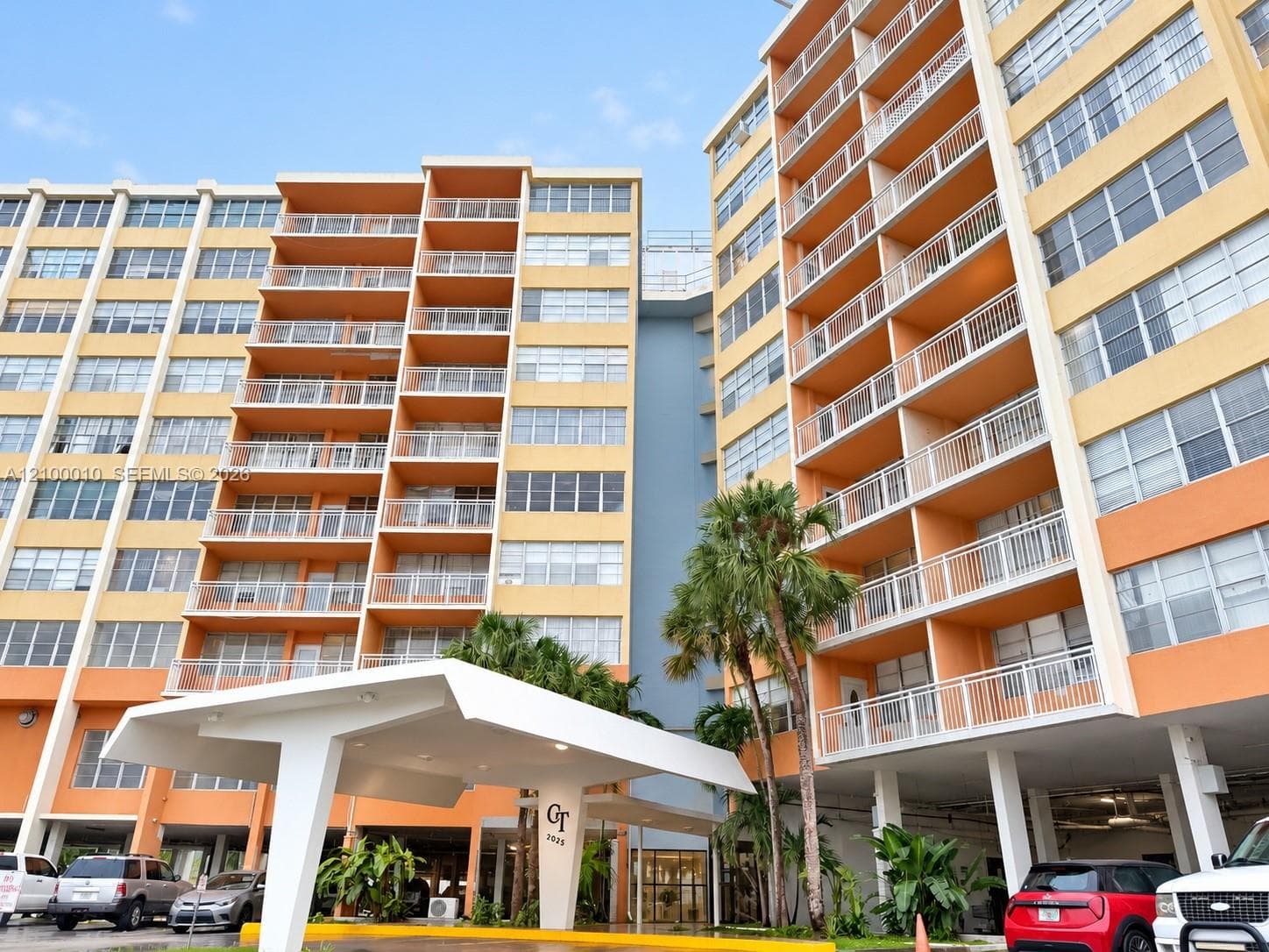 CRESTVIEW TOWERS CONDO · #919 in North Miami Beach - Photo 1