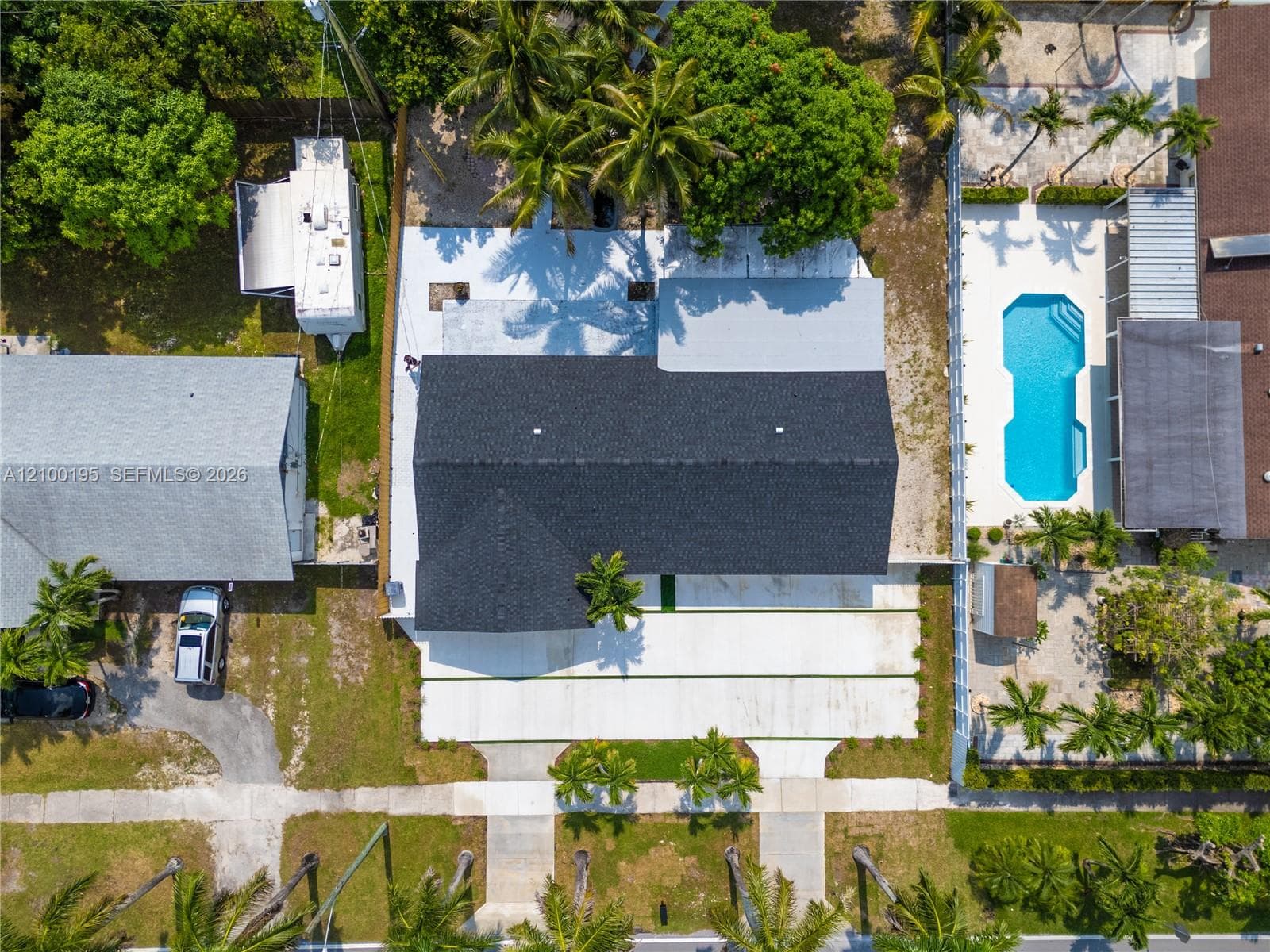 10830 SW 160th St photo 1