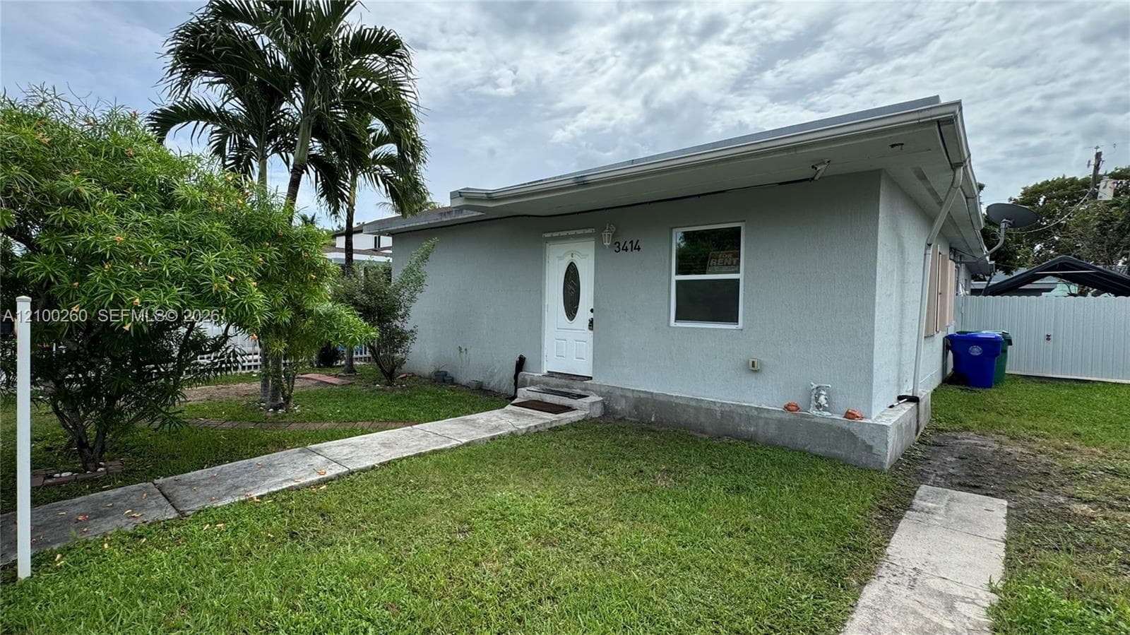 3414 SW 25 photo 1