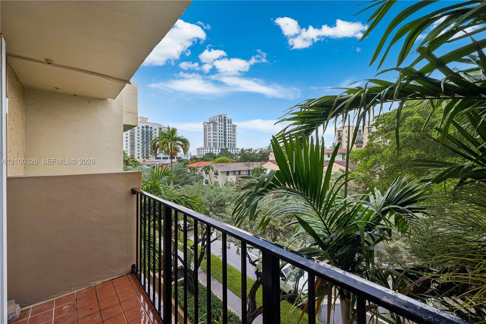 IONIAN PLAZA CONDO · #402 in Coral Gables - Photo 1