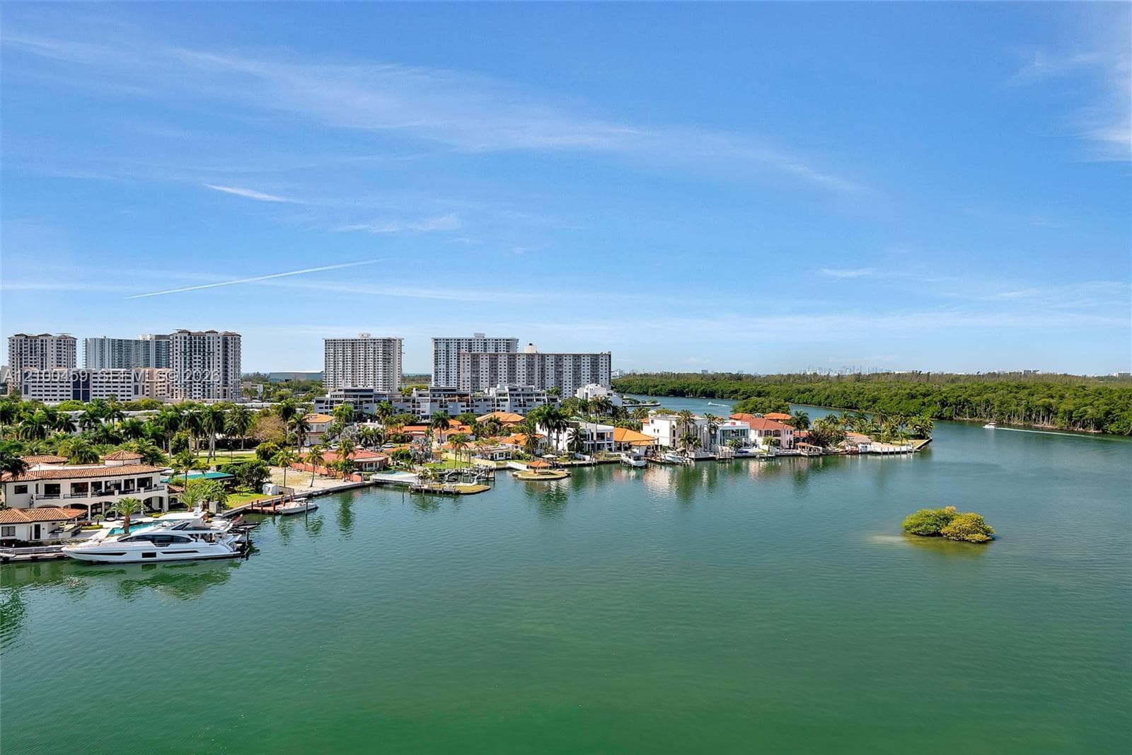 400 Sunny Isles · #917 in Sunny Isles Beach - Photo 1