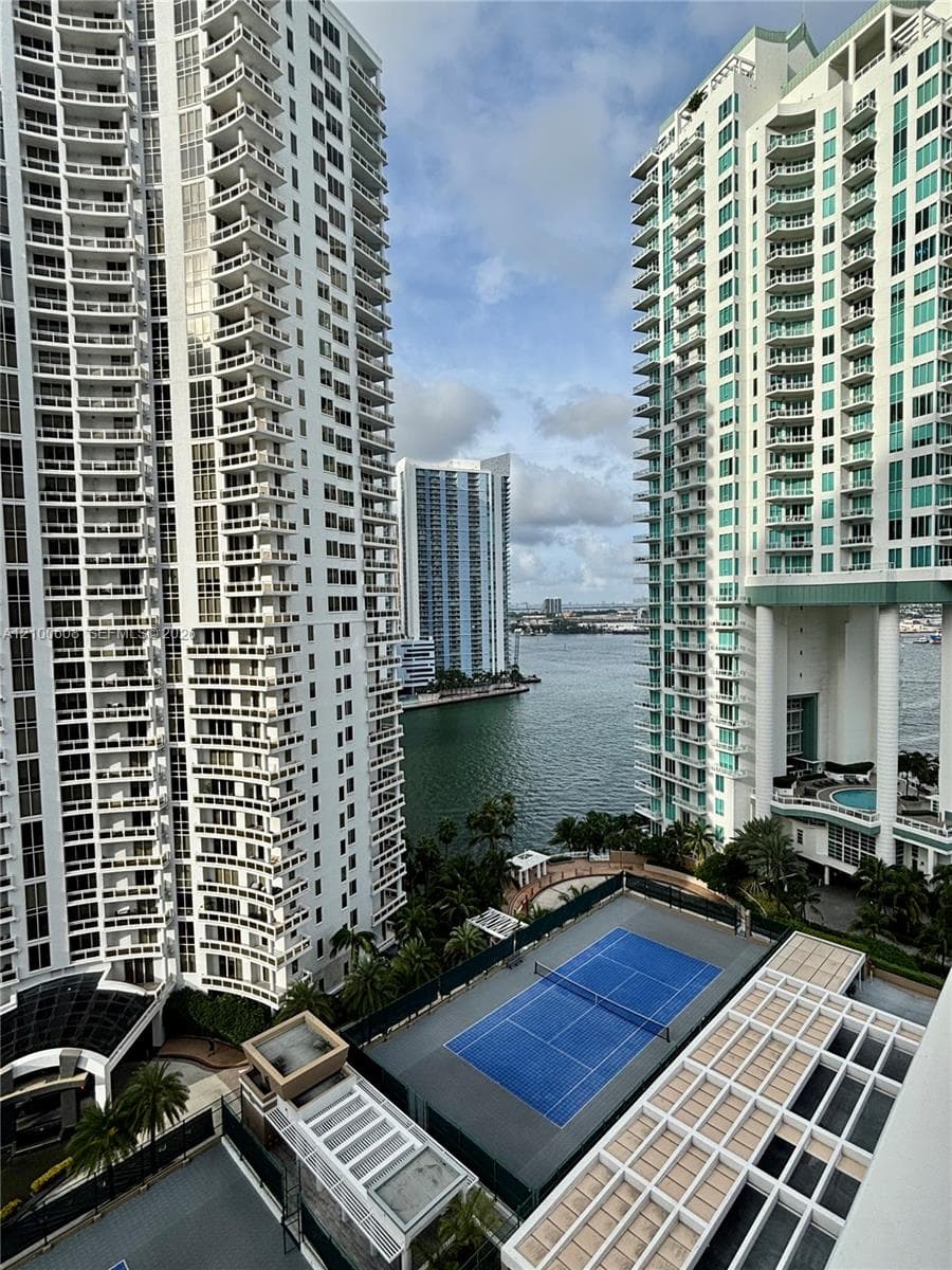 Courts Brickell Key #1808