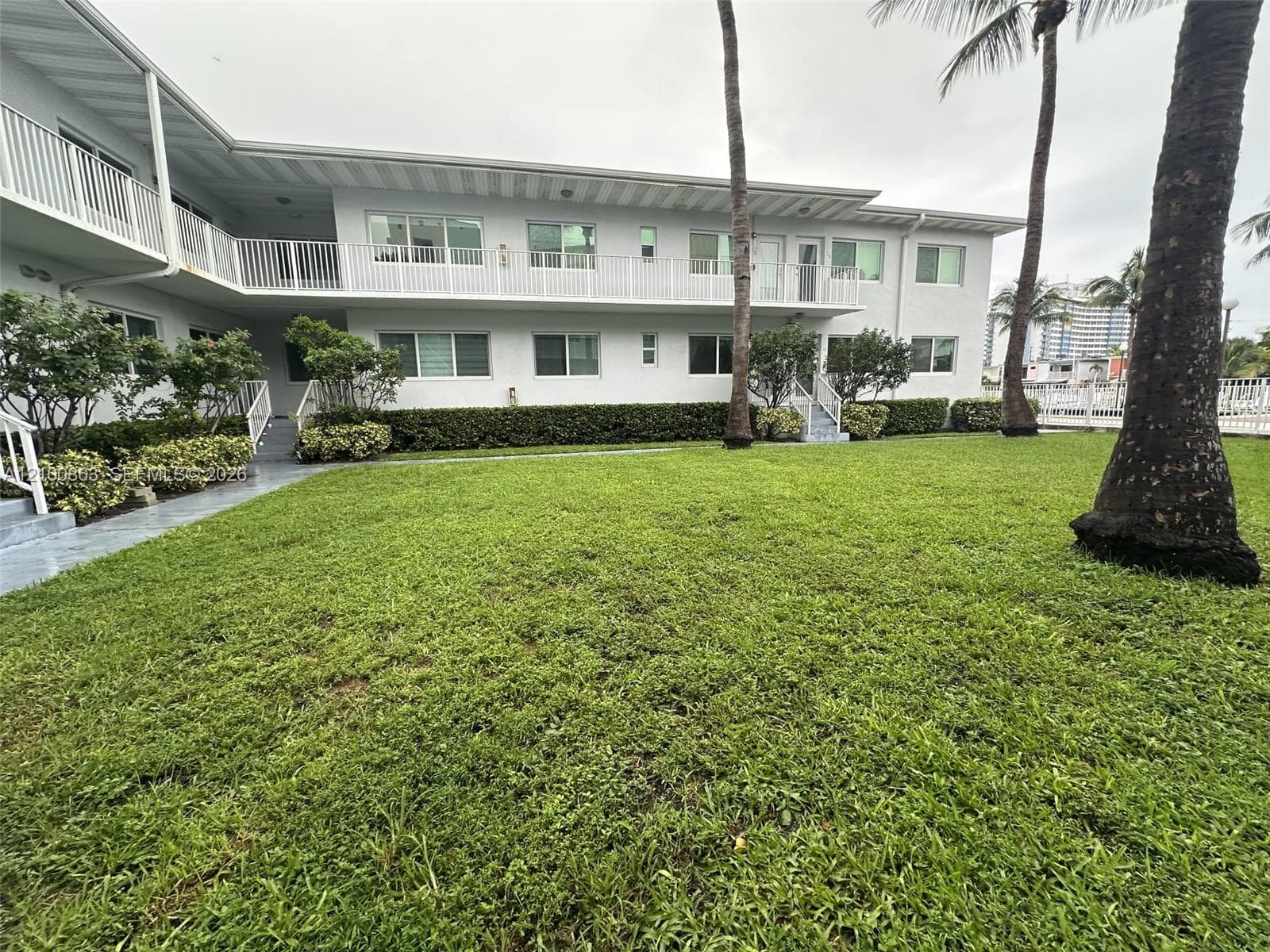 ISLAND POINT SOUTH CONDO · #13 in Miami Beach - Photo 1