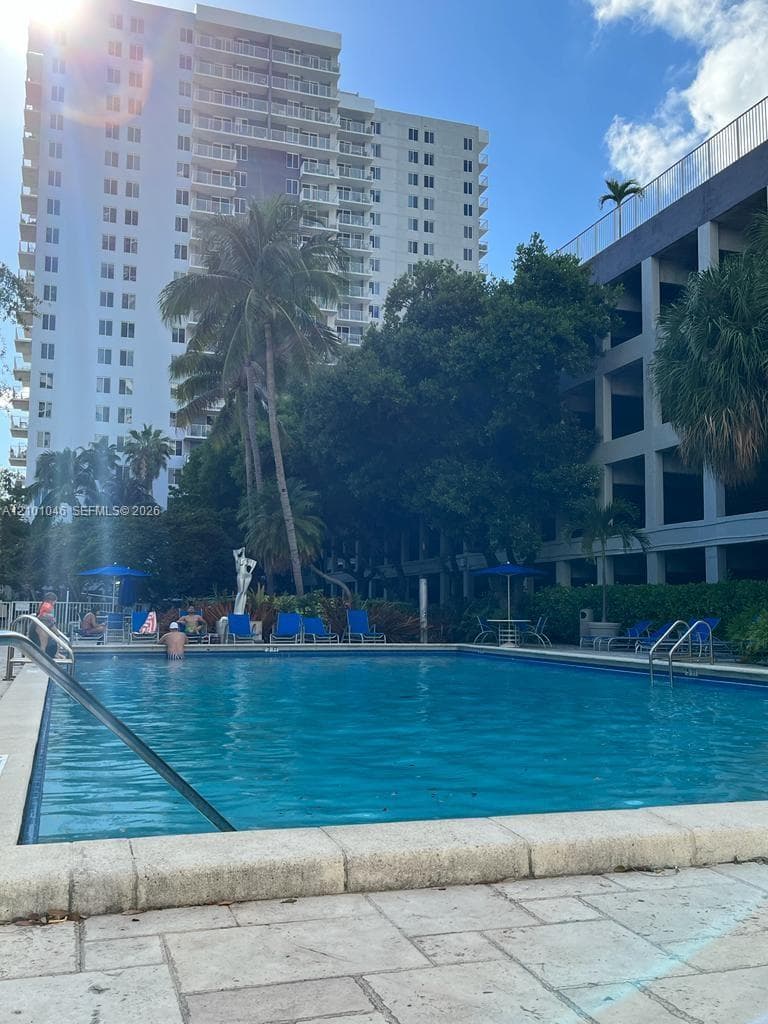 MADISON DOWNTOWN CONDO · #E-1006 in Miami - Photo 1