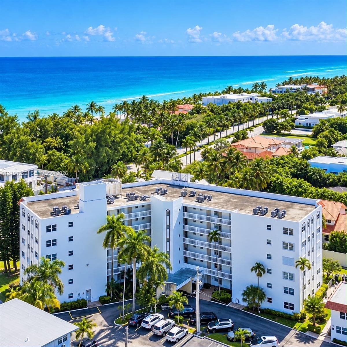 GOLDEN VIEW CONDO · #203 in Hallandale Beach - Photo 1