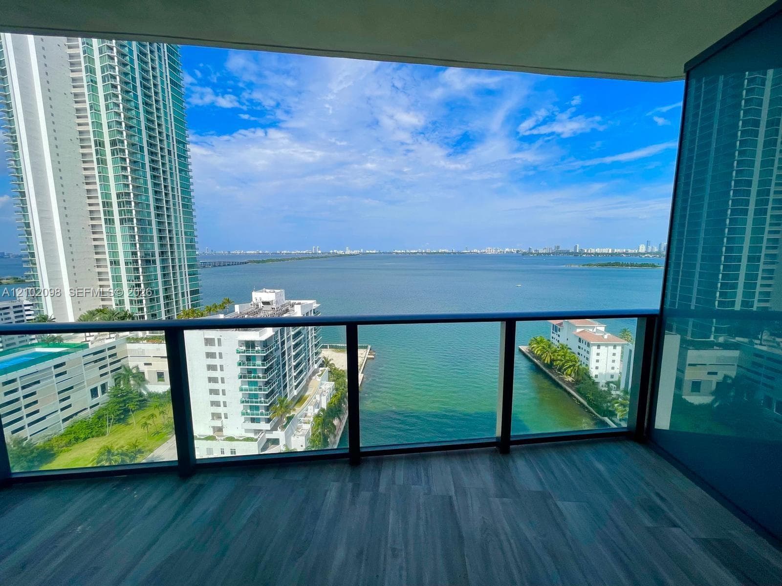 Icon Bay · #1802 in Miami - Photo 1
