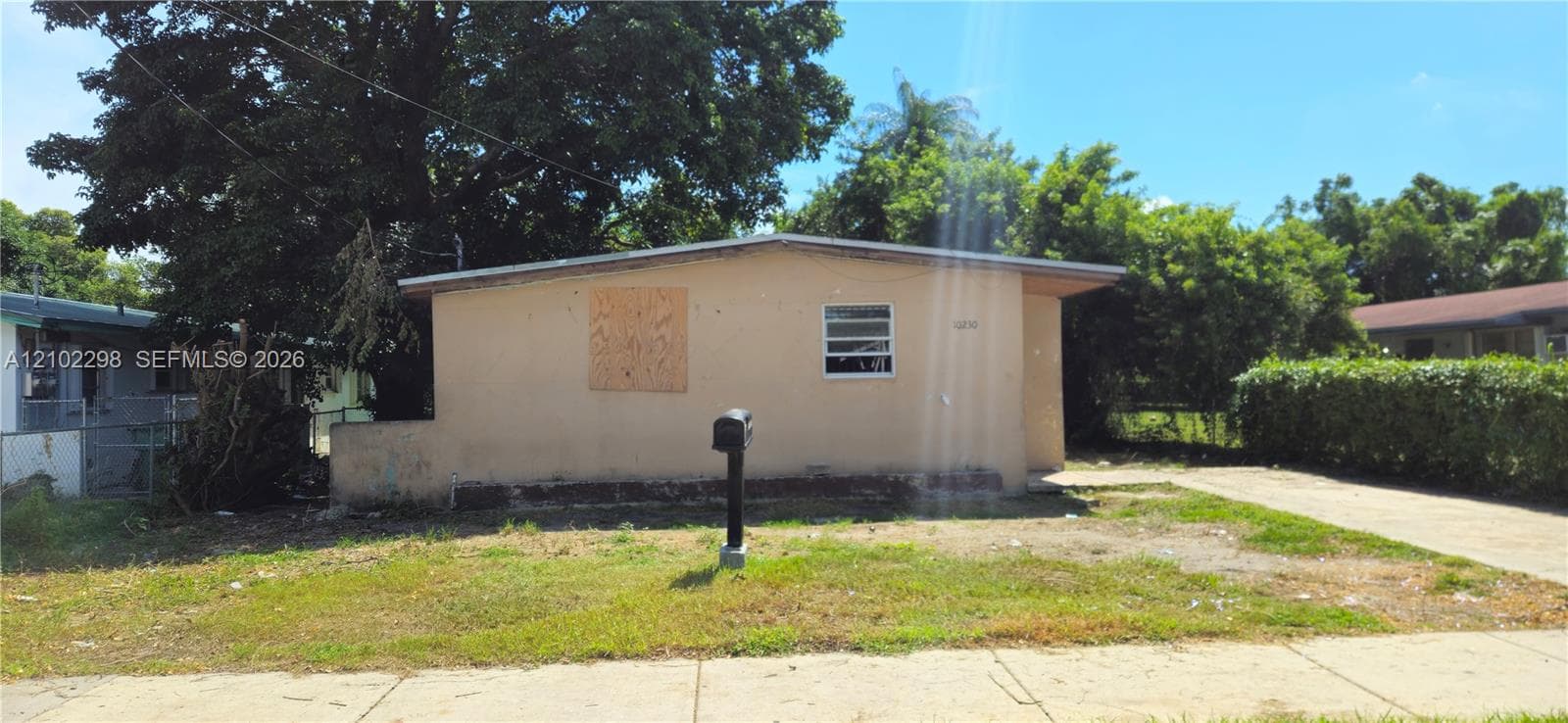 10230 SW 176th St photo 1