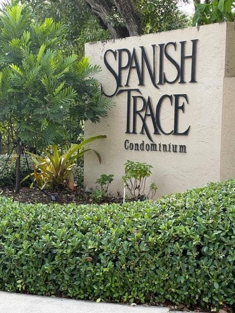 SPANISH TRACE CONDO · #V13 in Miami - Photo 1