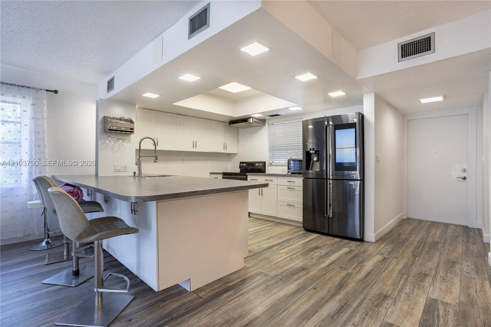CONDOMINIUM 17 OF LIGHTHO · #1702 in Pompano Beach - Photo 1