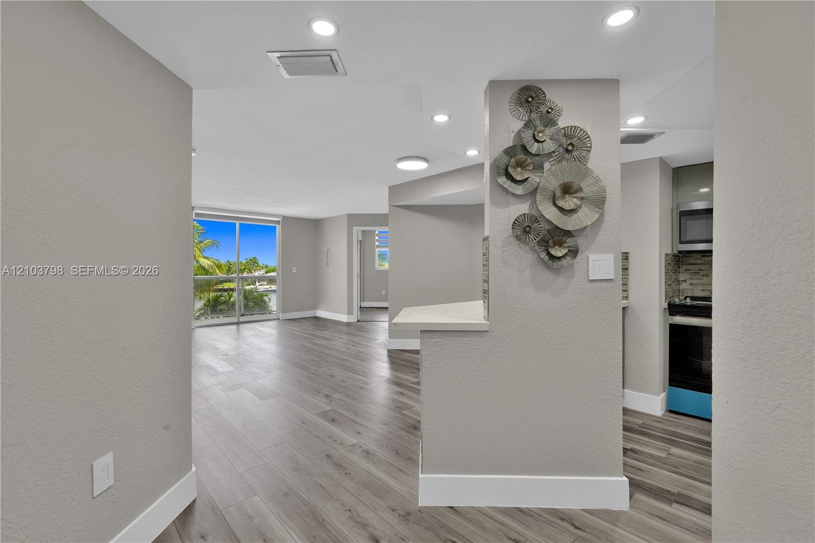 LA RIVE GAUCHE CONDO · #403 in Miami Beach - Photo 1