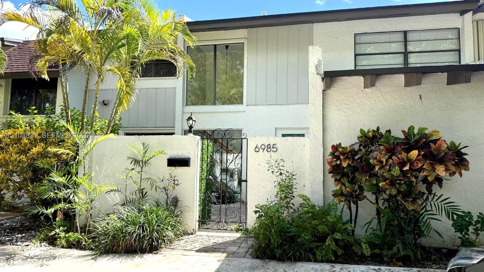 6985 SW 110th Pl photo 1
