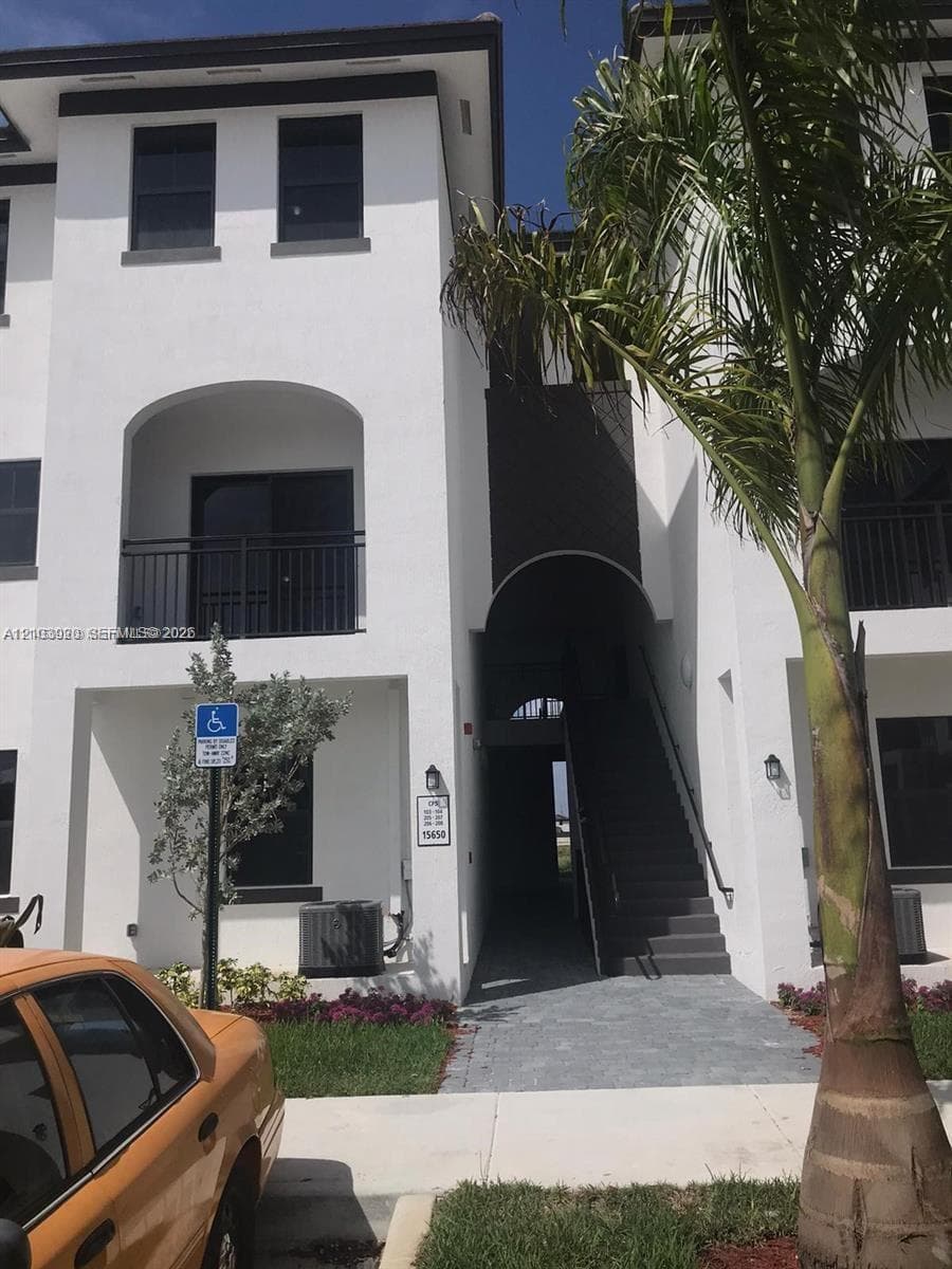 15520 SW 136th St #210 photo 1