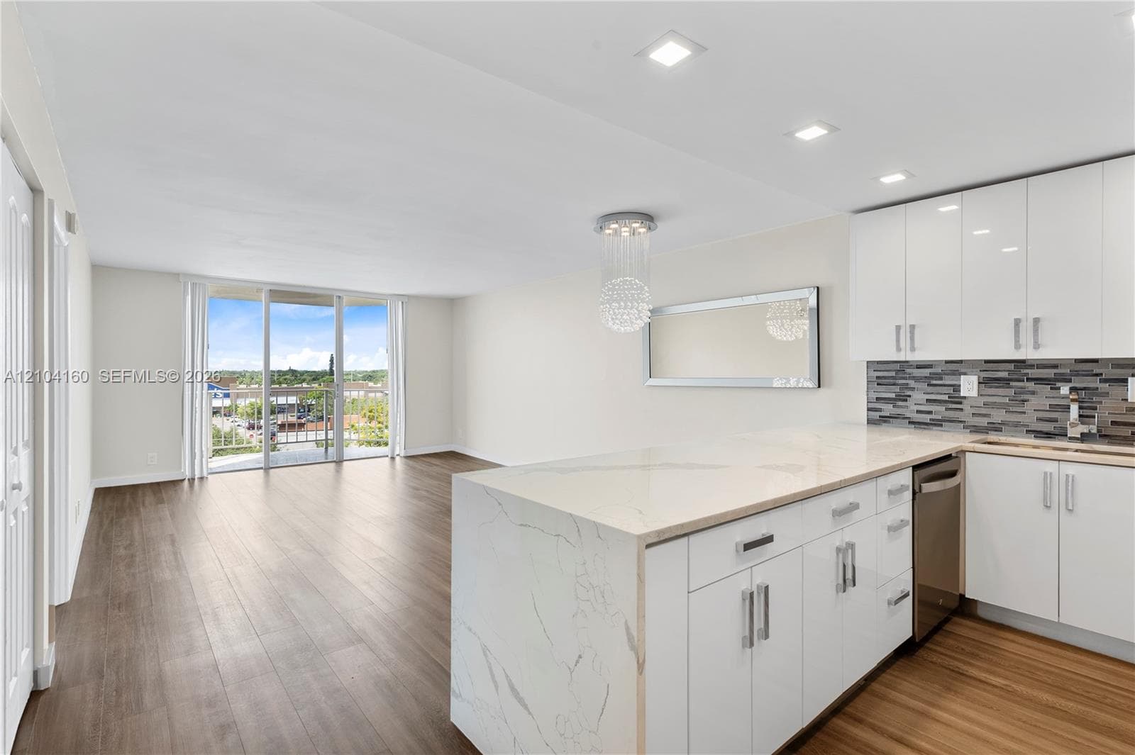 GATEWAY HOUSE CONDO - SOU · #608 in North Miami Beach - Photo 1