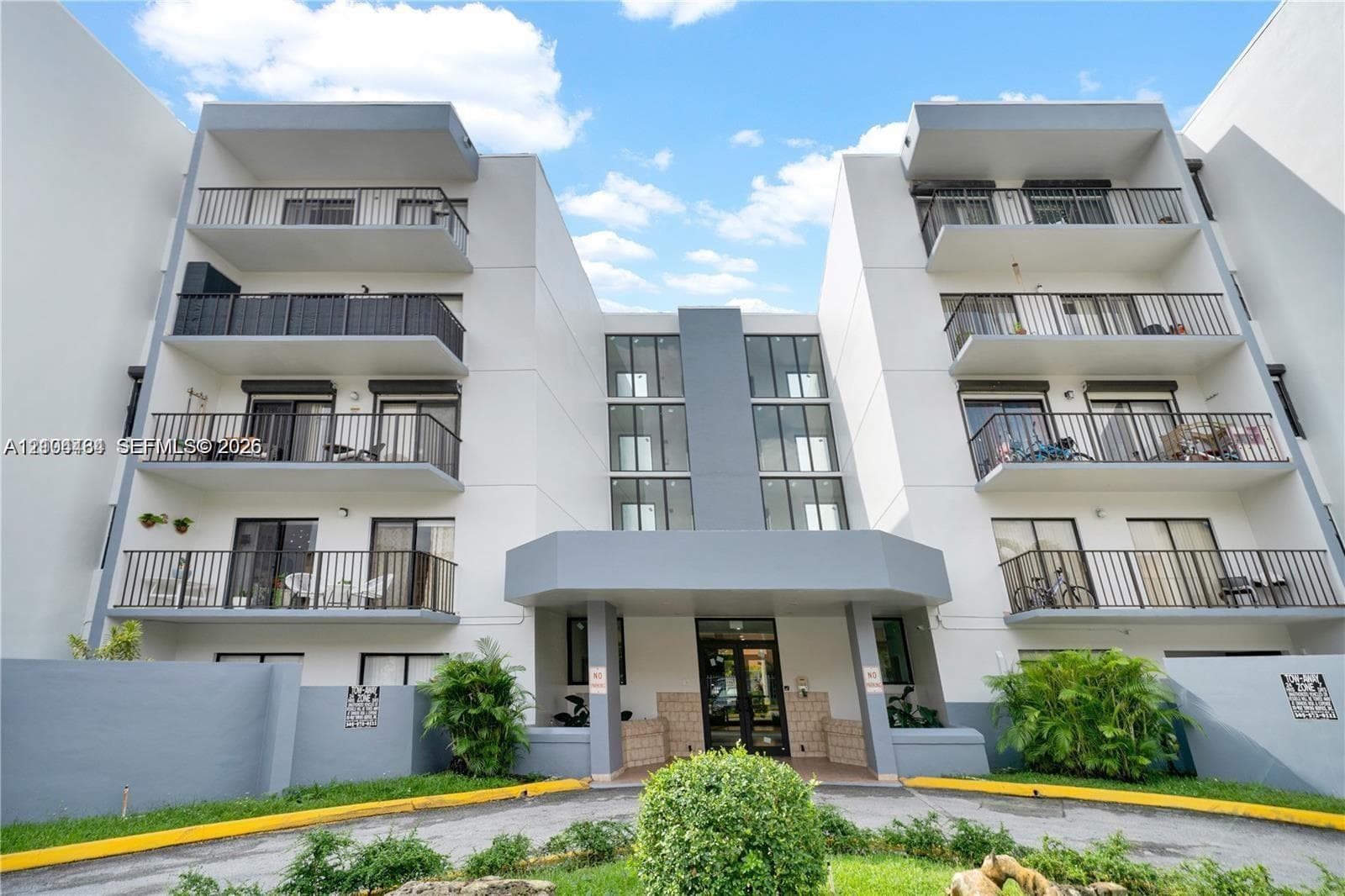 VERSAILLES PLAZA CONDO · #201 in Hialeah - Photo 1