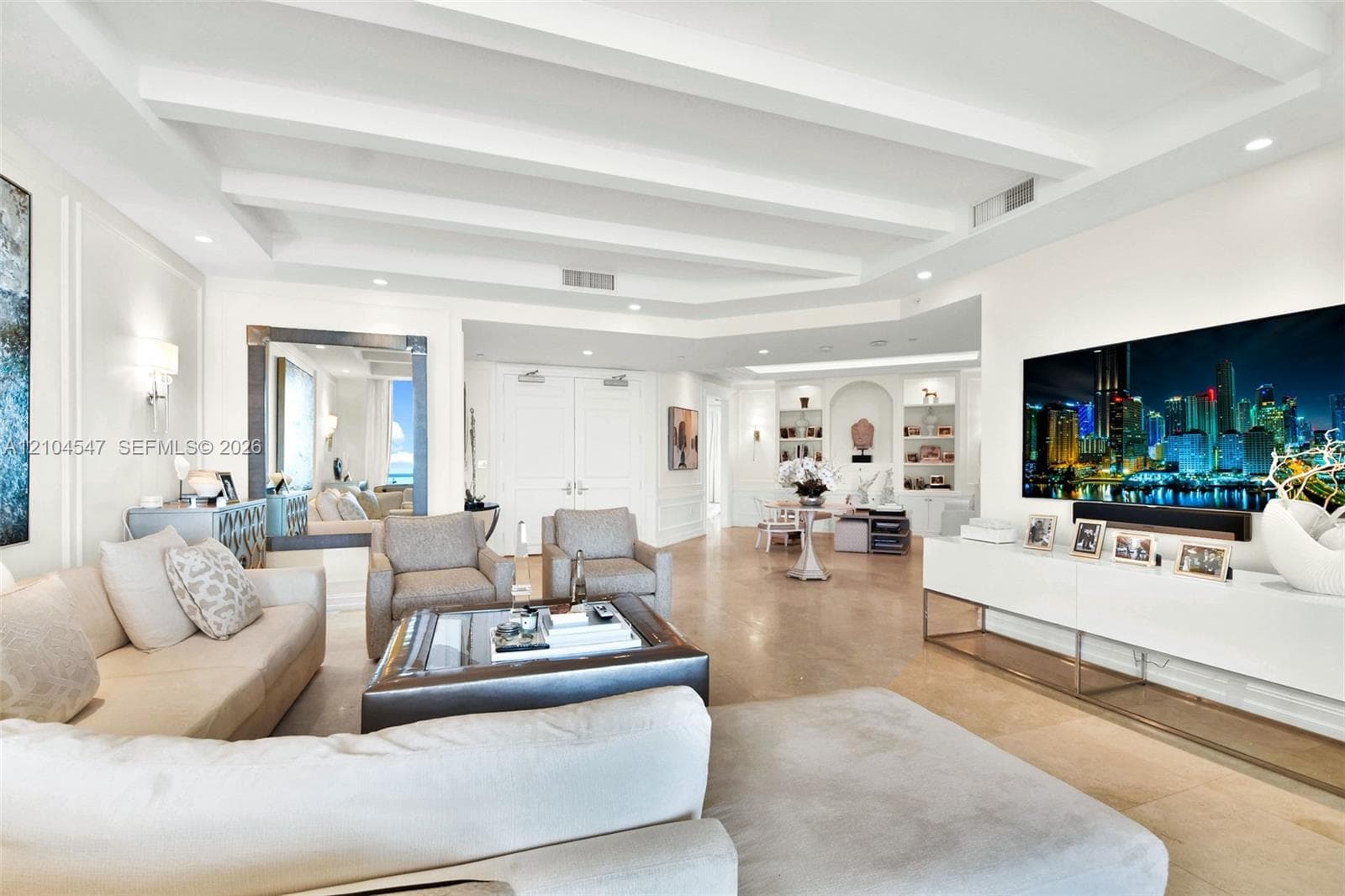 Turnberry Ocean Colony · #1401 in Sunny Isles Beach - Photo 1