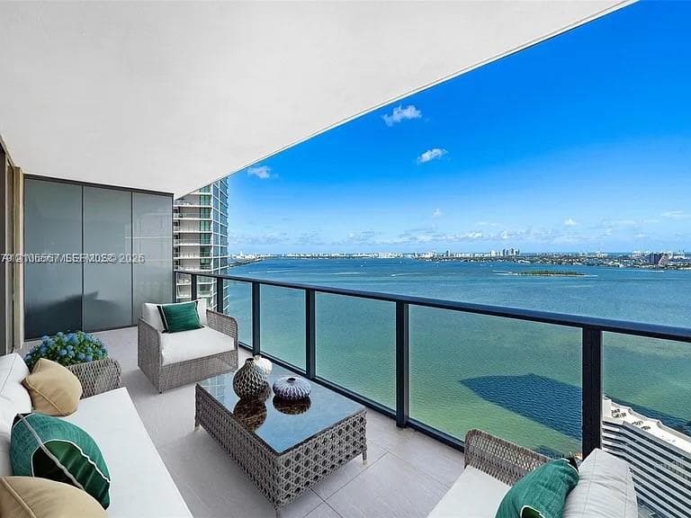 Paraiso Bay #3003