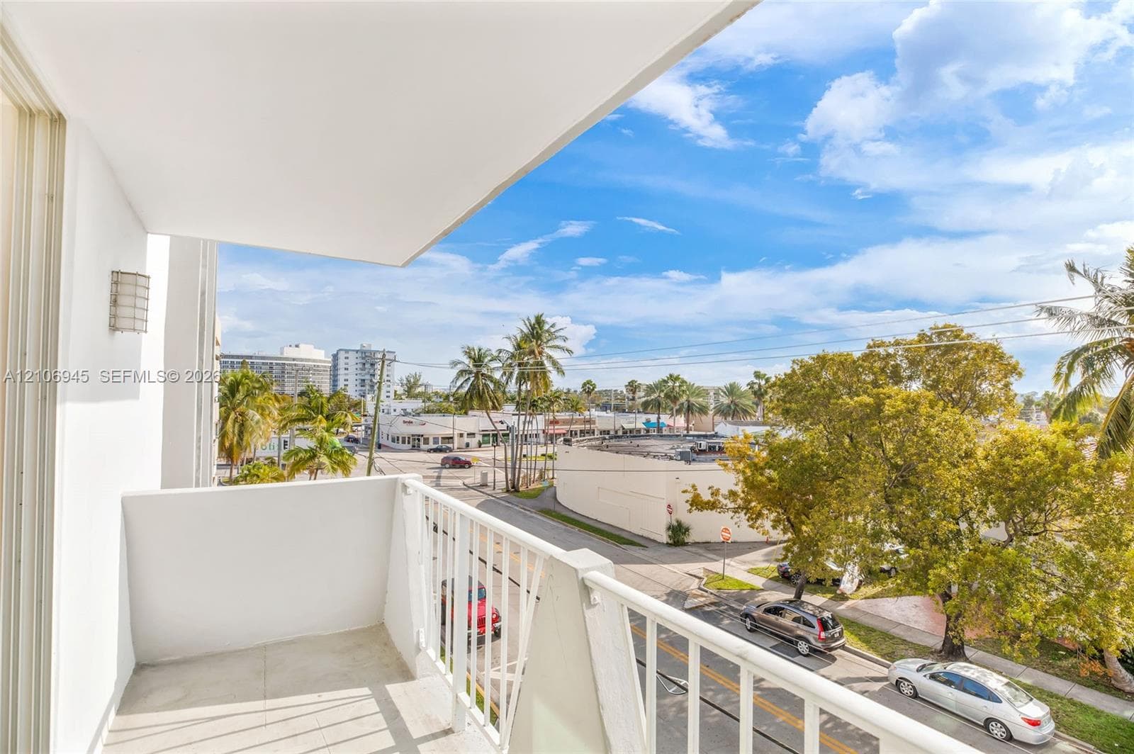 THE KNIGHTSBRIDGE CONDO · #401 in Miami Beach - Photo 1
