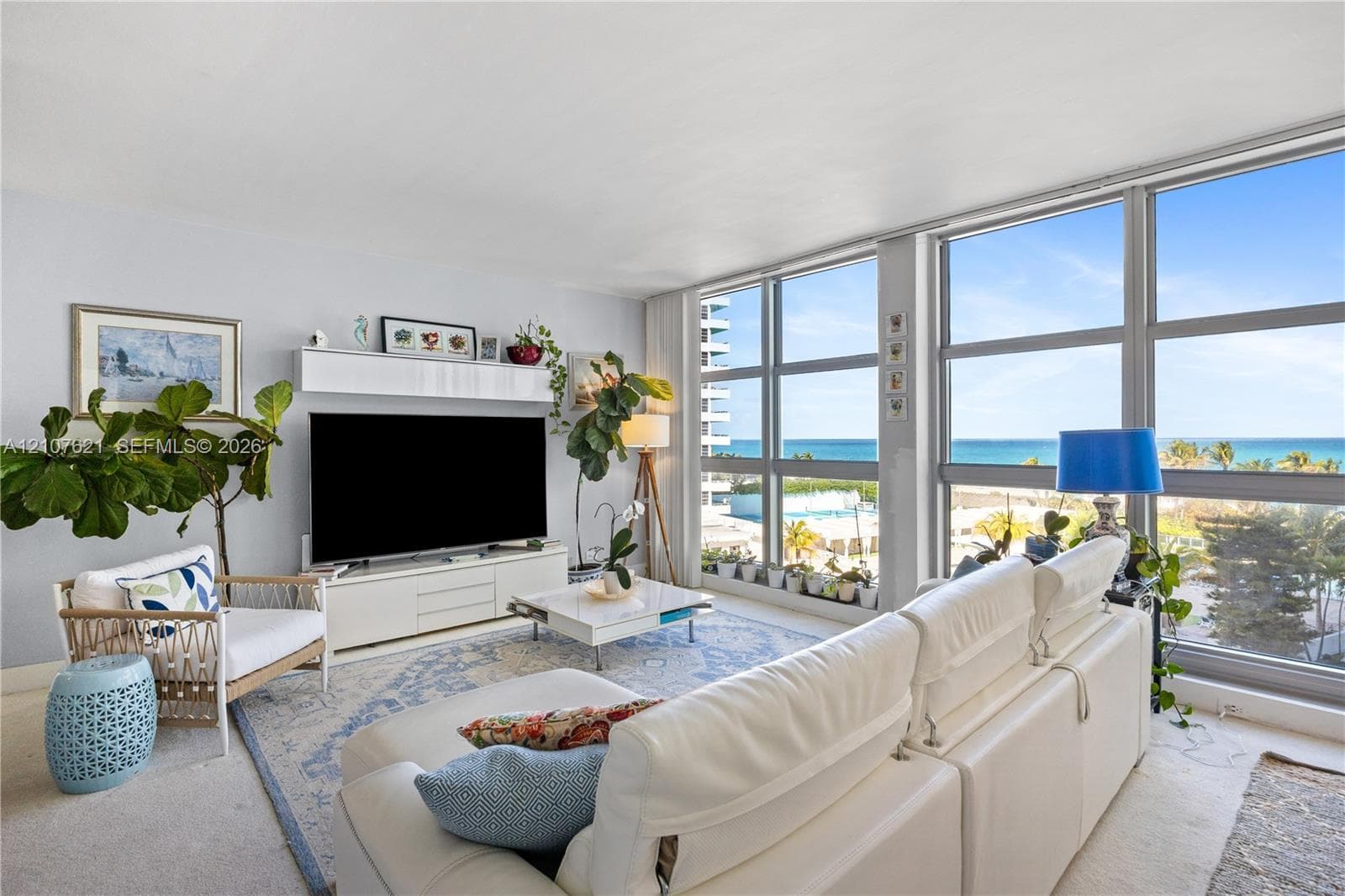 CRYSTAL HOUSE CONDO #5N