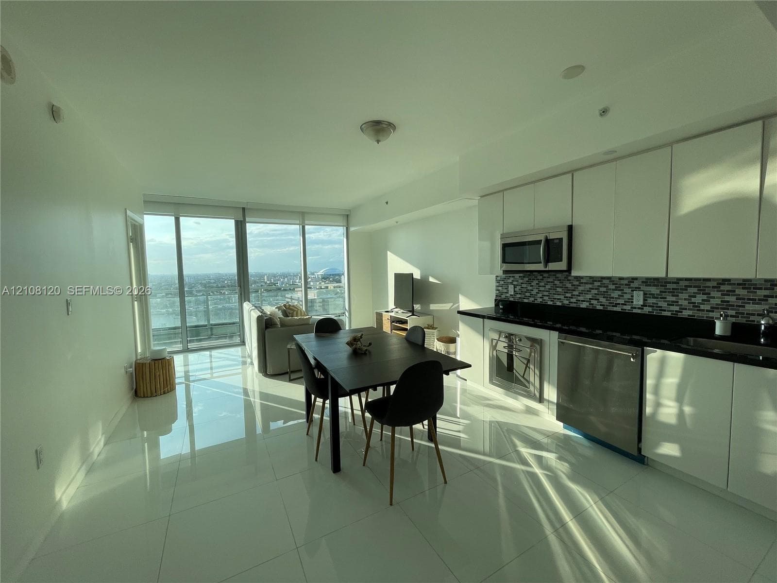 Mint at Riverfront #2307