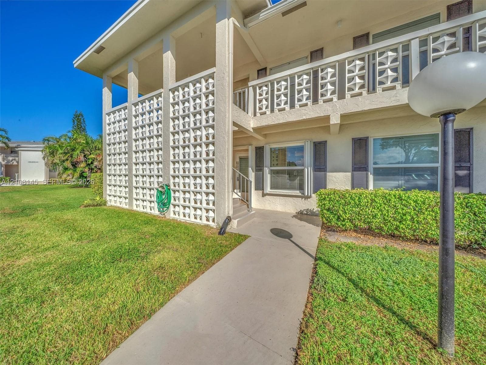 PINES OF DELRAY #101
