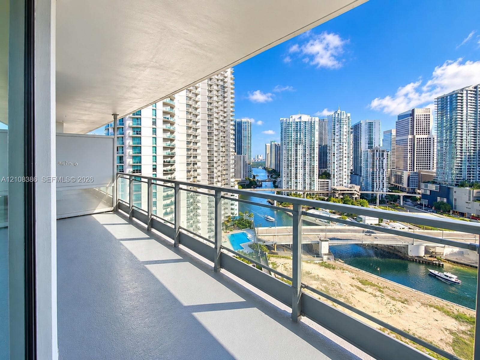 Ivy at Riverfront #2401