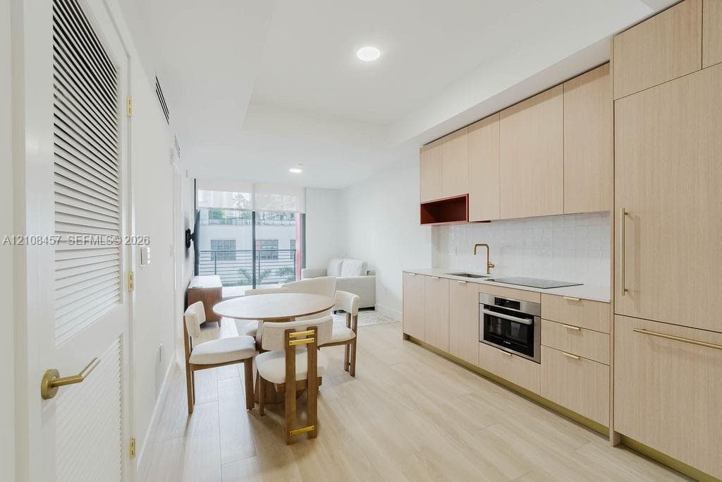 The Standard Residences #511