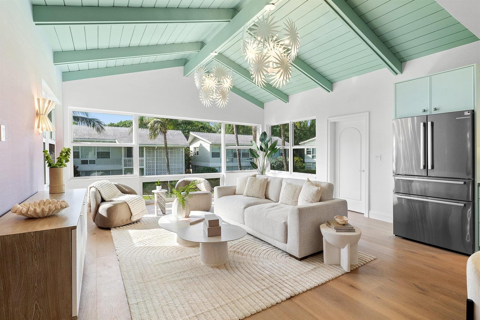 320 S Ocean #Upper C