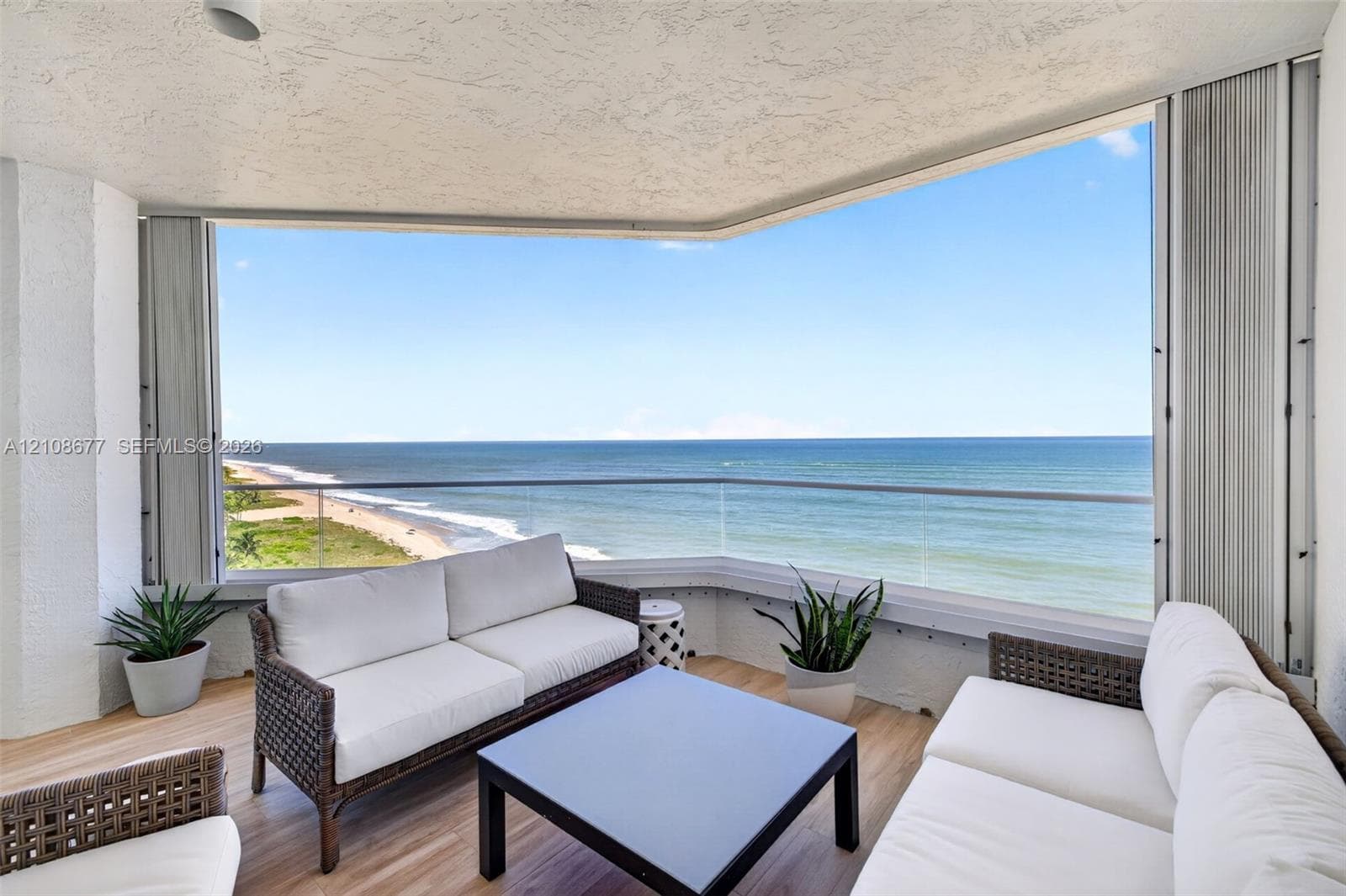 CORNICHE CONDO #11A
