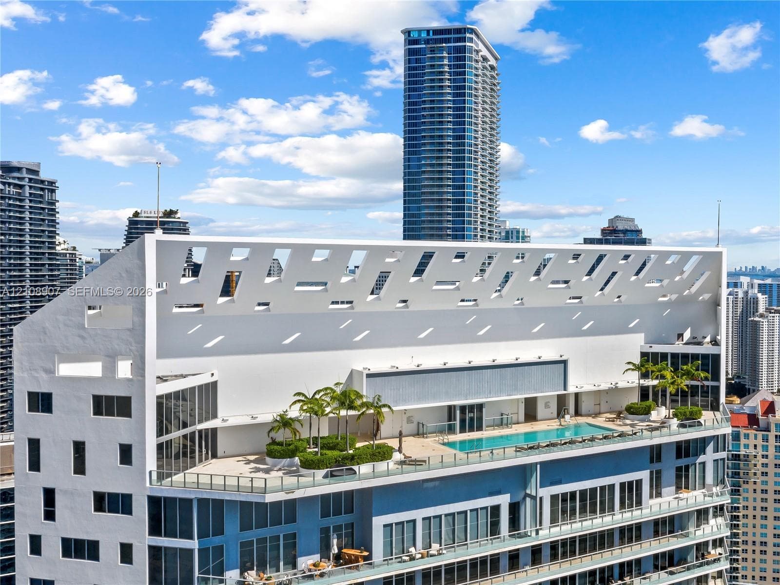 Brickell House #1813