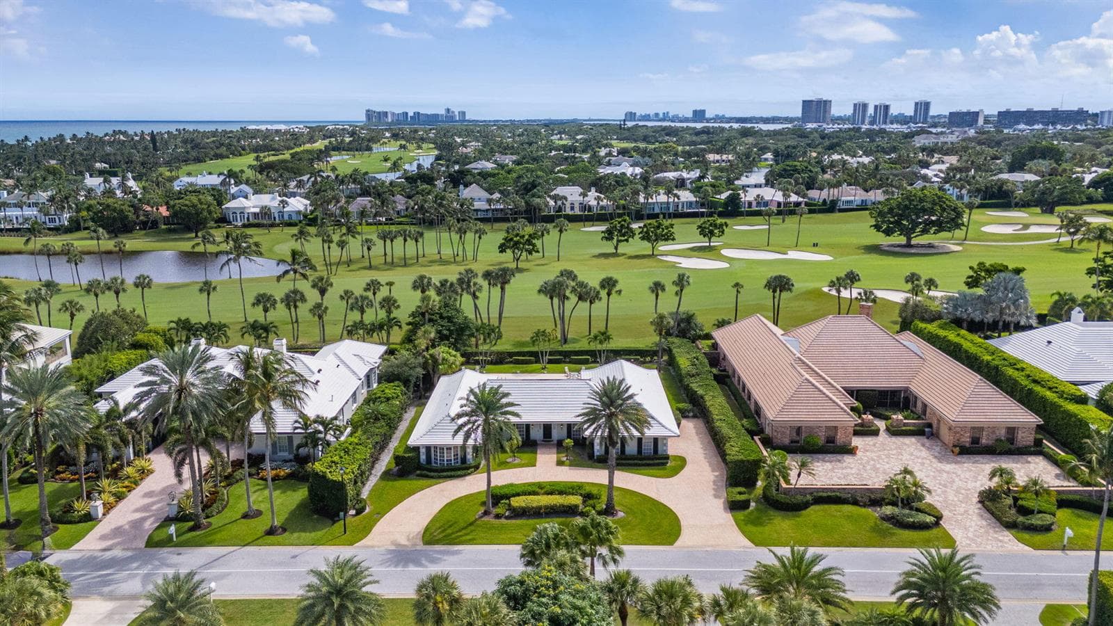 934 Palm Way