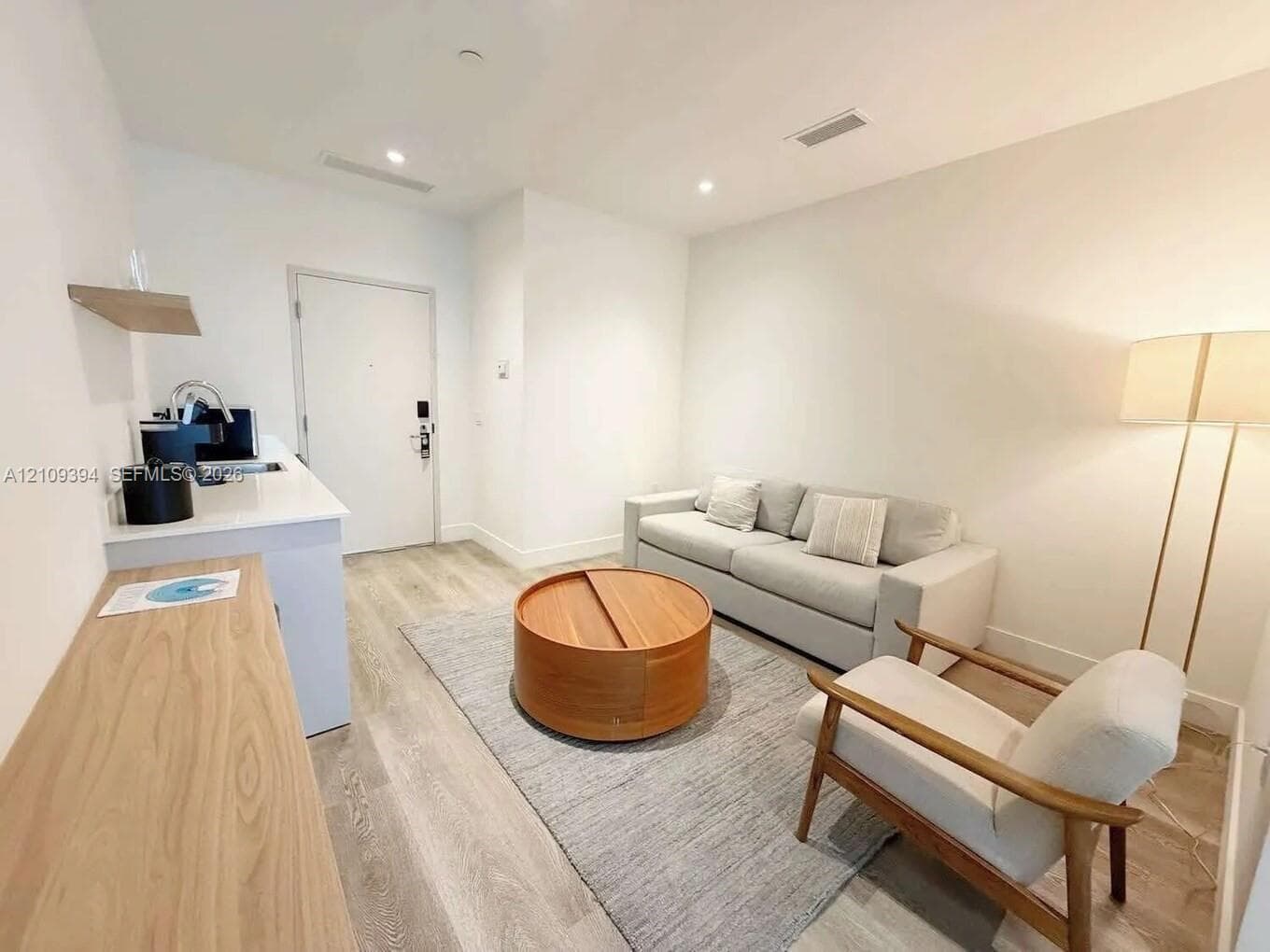 Smart Brickell I #303